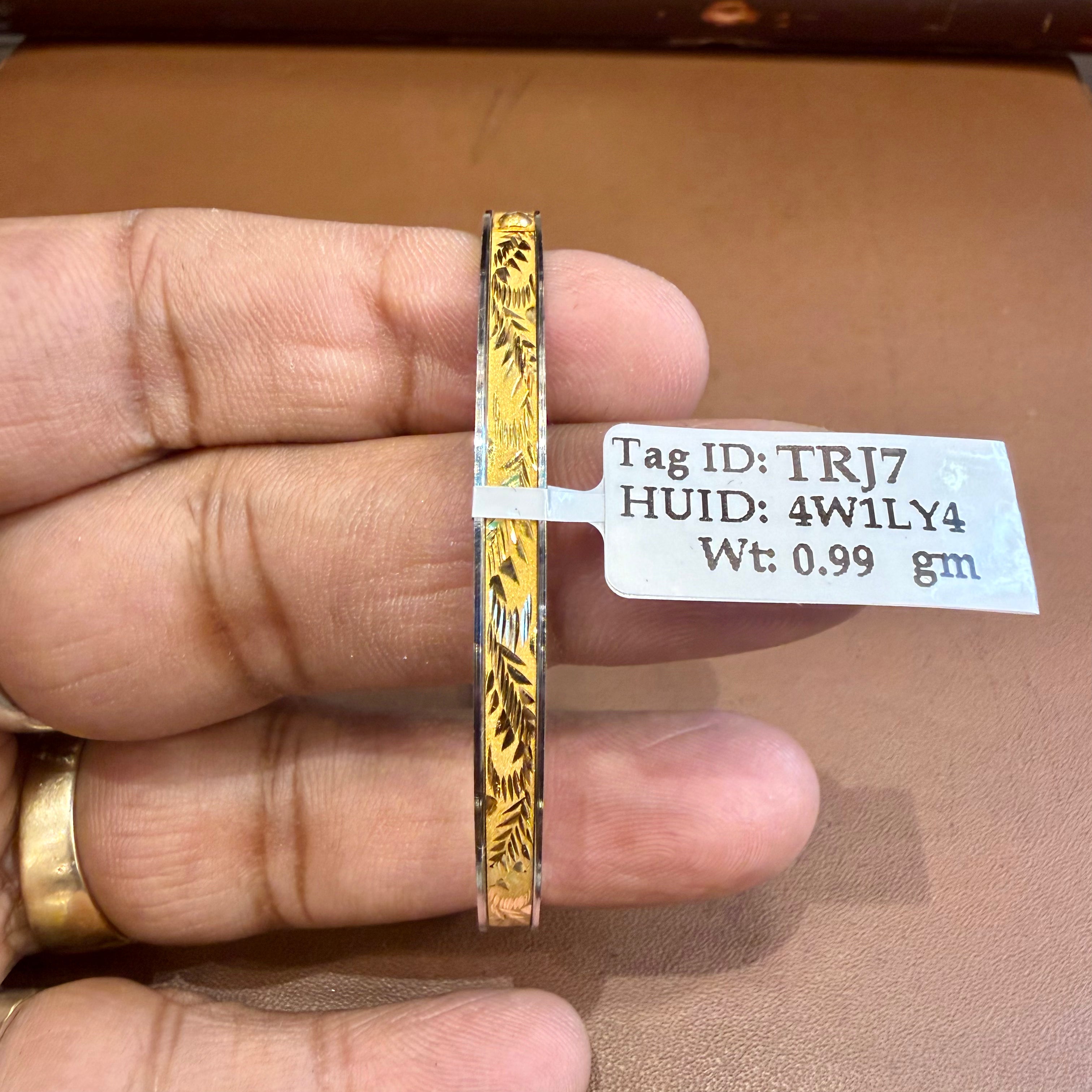 (GNC) - (SIZE: 24) WGT: 0.990 GM APPROX BIS CERTIFIED HUID HALLMARK 916 22KT GOLD NOA BADHANO 1 PIECE FOR WOMEN.