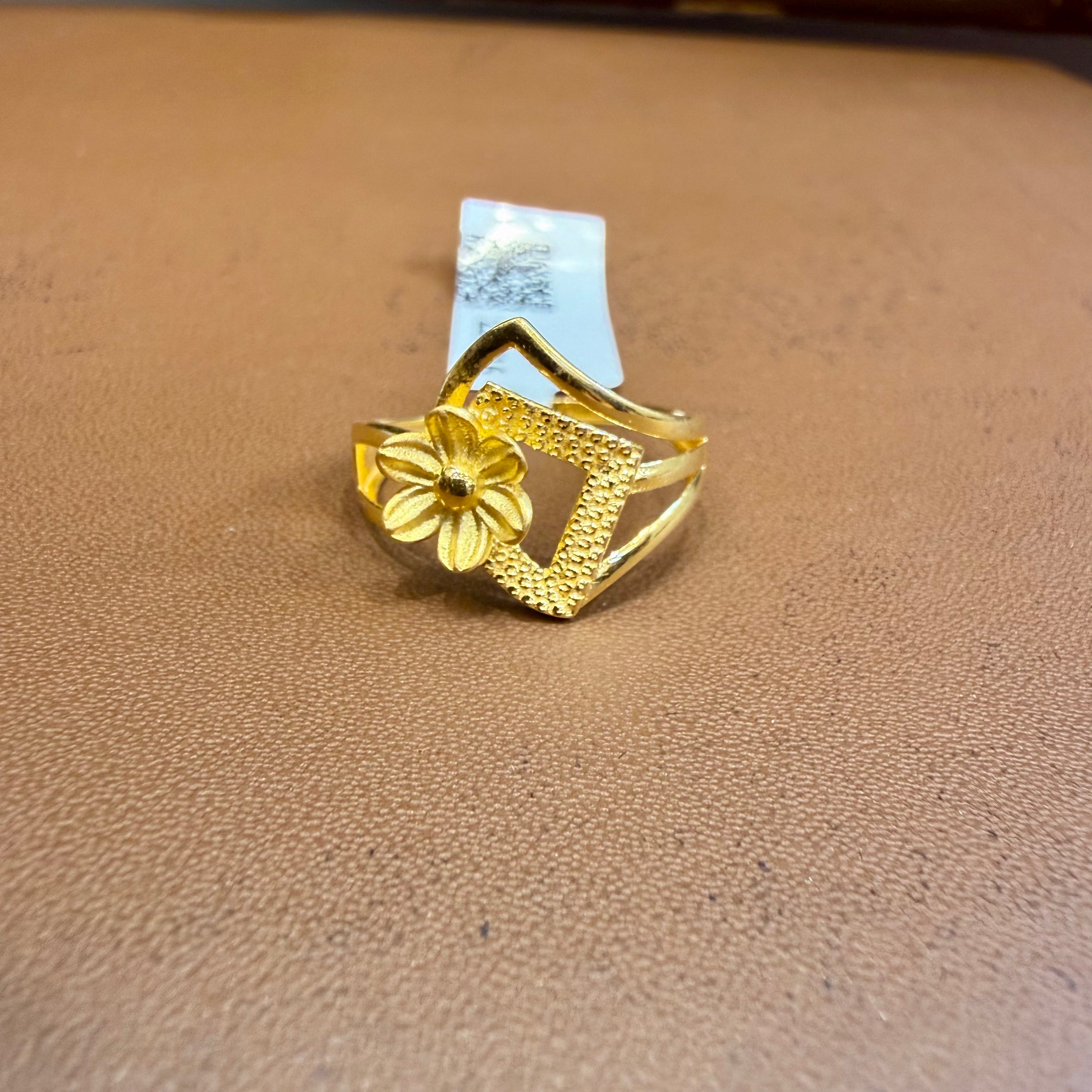 (GLFR) - (SIZE: 14) WGT: 1.830 GM APPROX BIS CERTIFIED HUID HALLMARK 916 22KT GOLD LADIES FINGER RING FOR WOMEN 1 PIECE.