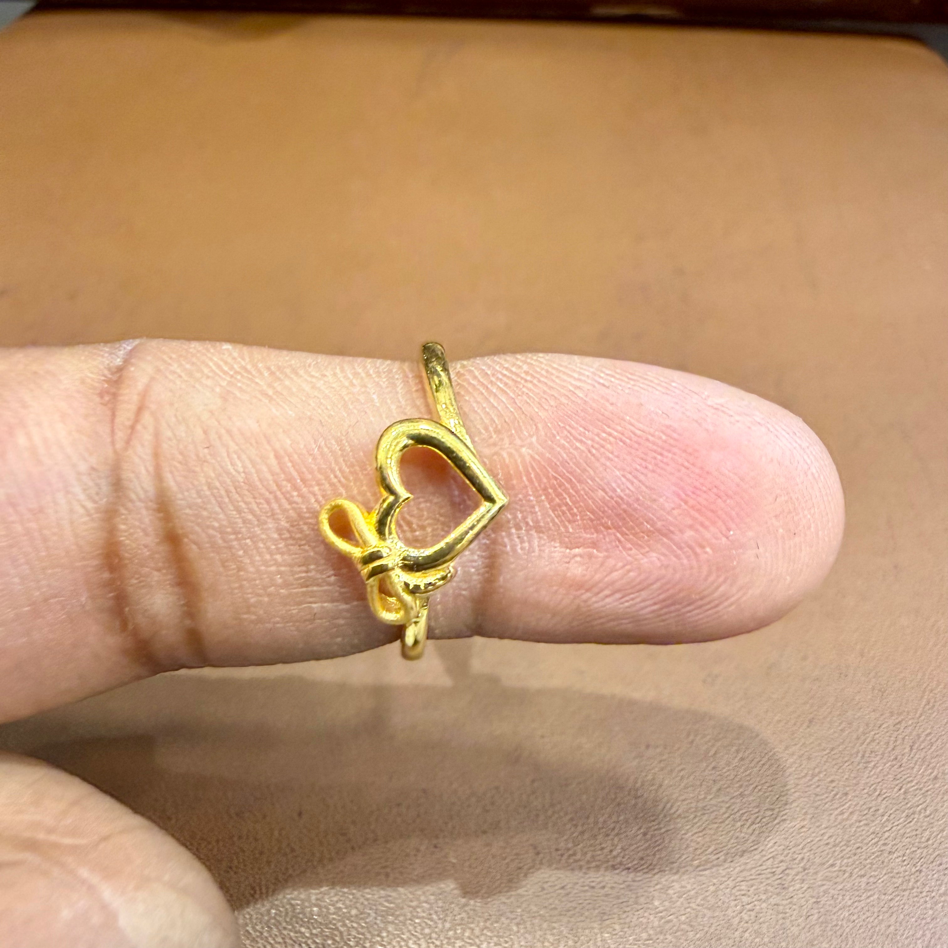 (GLFR) - (SIZE: 14) WGT: 1.770 GM APPROX BIS CERTIFIED HUID HALLMARK 916 22KT GOLD LADIES FINGER RING FOR WOMEN 1 PIECE.