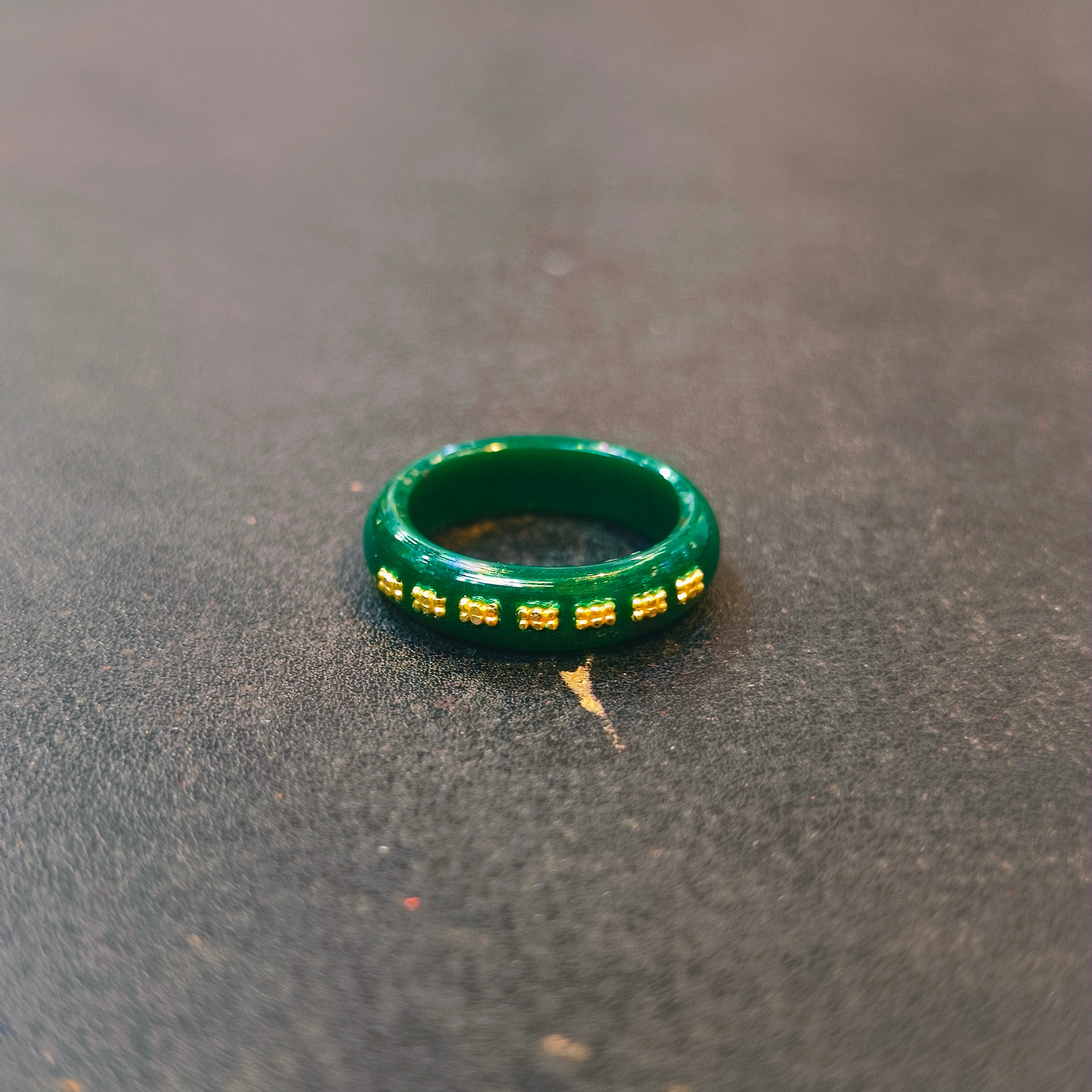 (GPR18) MBBS HALLMARK 18KT GOLD POLA RING 1 PIECE FOR GIFT PURPOSE APPROX WGT: 0.100 GM (GET ANY DESIGN AS PER STOCK GOLD RING)