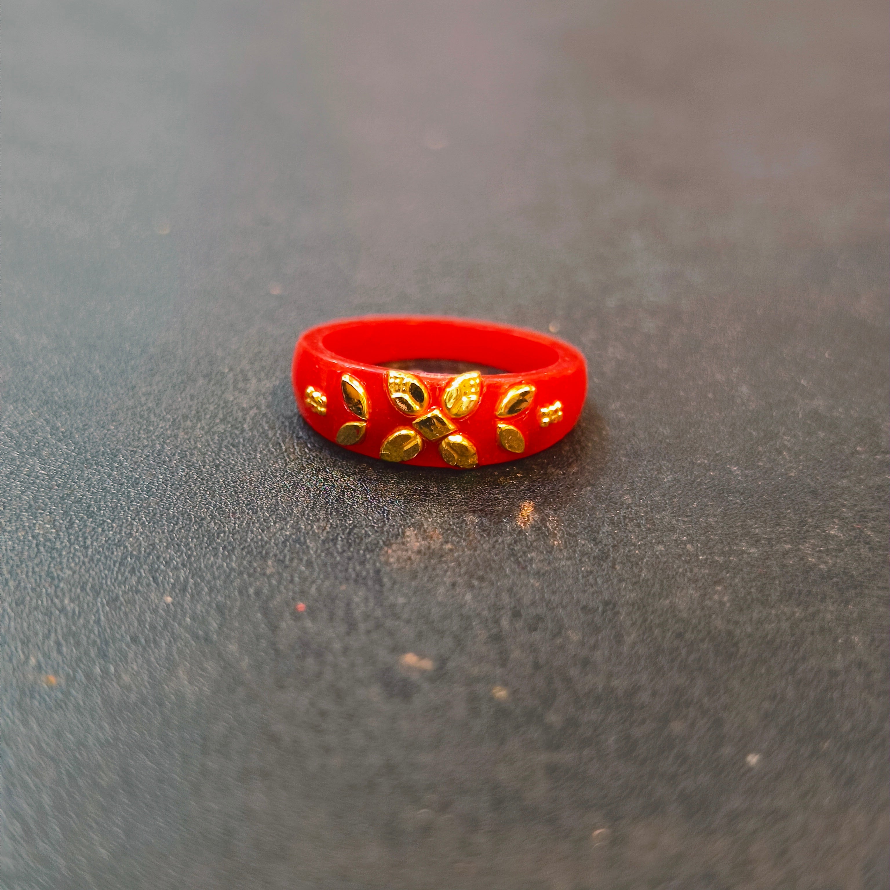 (GPR18) PREMIUM MBBS HALLMARK 18KT GOLD POLA RING 1 PIECE FOR GIFT PURPOSE APPROX WGT: 0.150 GM (GET ANY DESIGN AS PER STOCK GOLD RING)