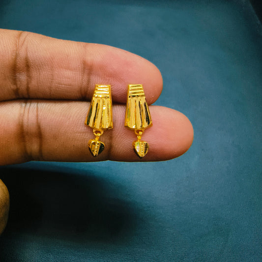 KDM GOLD EAR TOPS FOR GIFT PURPOSE IN MARRIAGE AND ANNIVERSARY 1 PAIR APPROX WGT: 0.390 GM