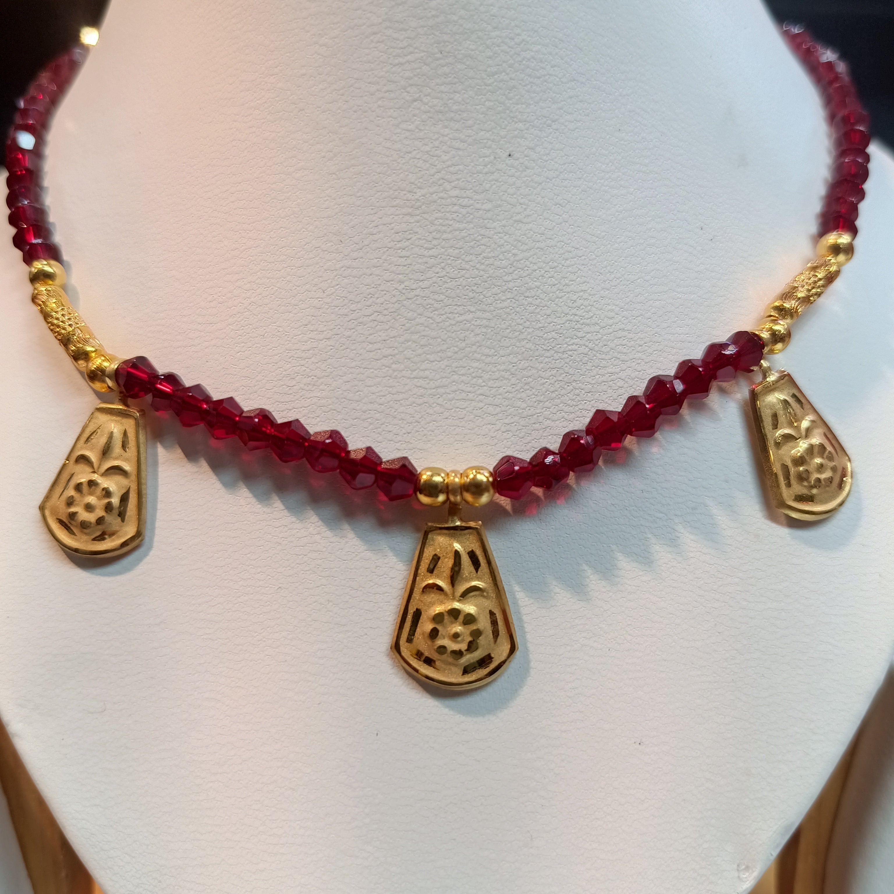 (RP) WGT: 0.650 GM APPROX KDM GOLD SELIHAR REBIKA DESIGN 1 PIECE WITH ADJUSTABLE TASSEL (50 TONCH) FOR GIFT PURPOSE.
