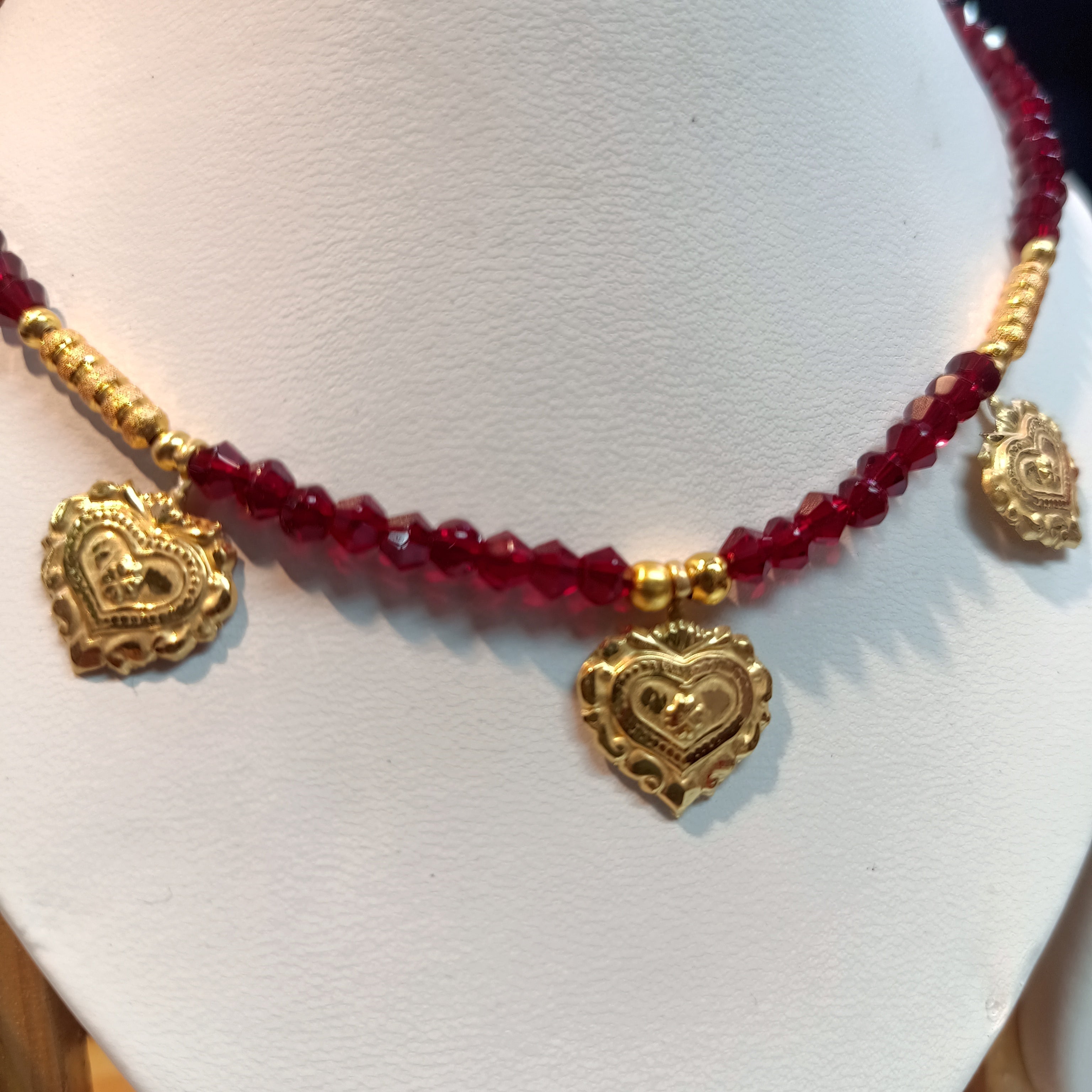 (RP) WGT: 0.700 GM APPROX KDM GOLD SELIHAR M HEART DESIGN 1 PIECE WITH ADJUSTABLE TASSEL (50 TONCH) FOR GIFT PURPOSE.