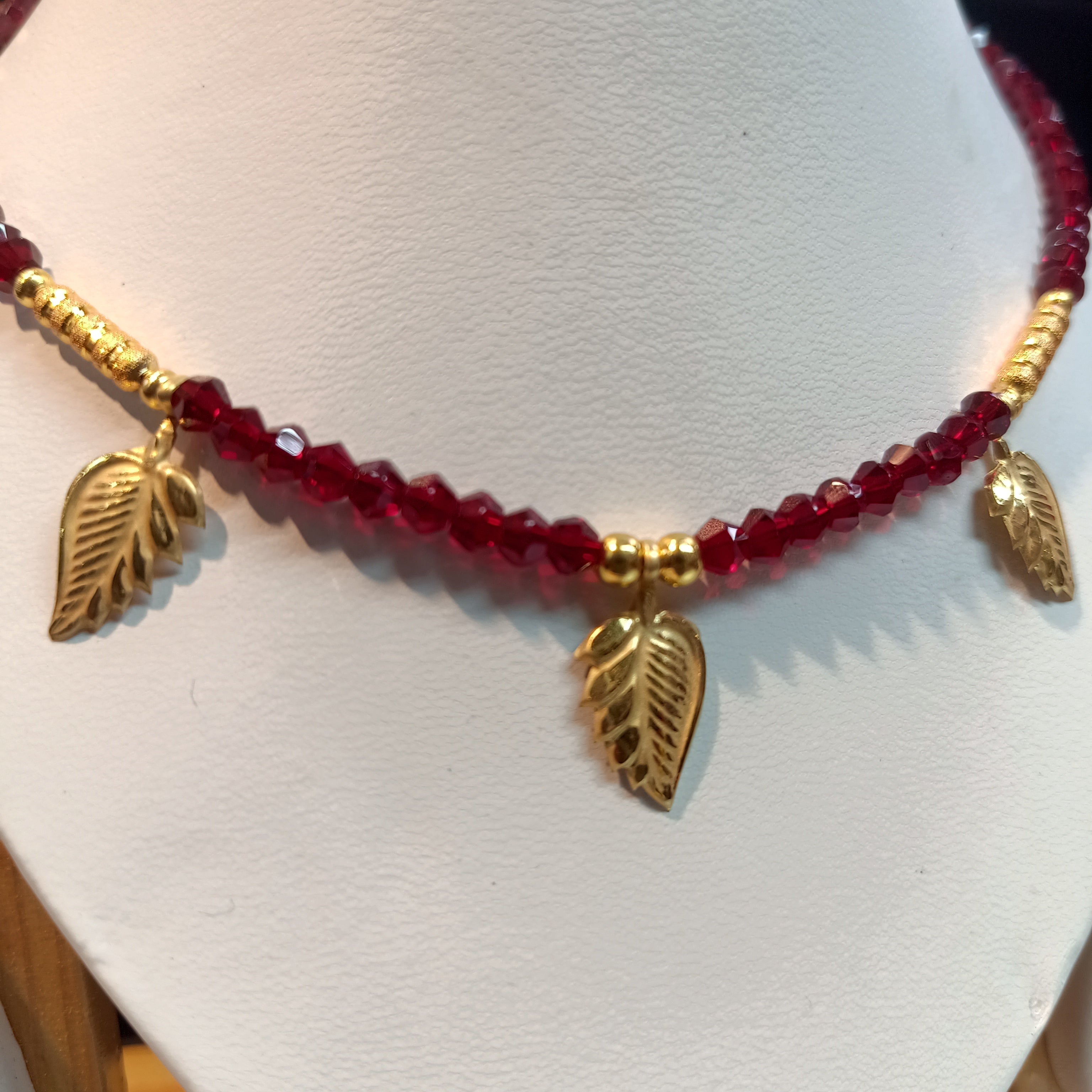 (RP) WGT: 0.550 GM APPROX KDM GOLD SELIHAR LEAF DESIGN 1 PIECE WITH ADJUSTABLE TASSEL (50 TONCH) FOR GIFT PURPOSE.