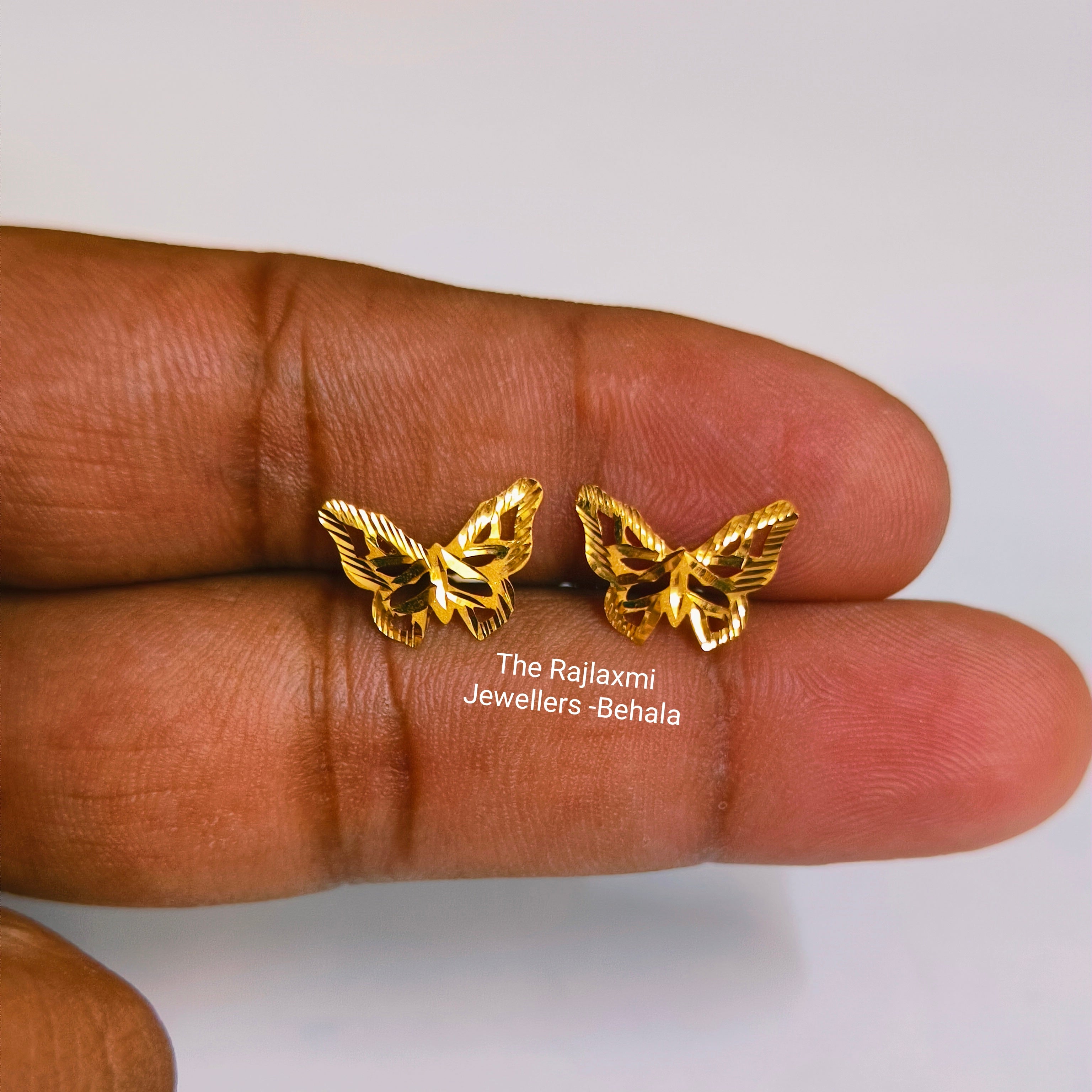 (GSE22) TRJ MINI BUTTERFLY DESIGN HUID HALLMARK 22KT GOLD EAR STUD 1 PAIR APPROX WGT 0.600 - 0.700 GM BY RAJLAXMI.