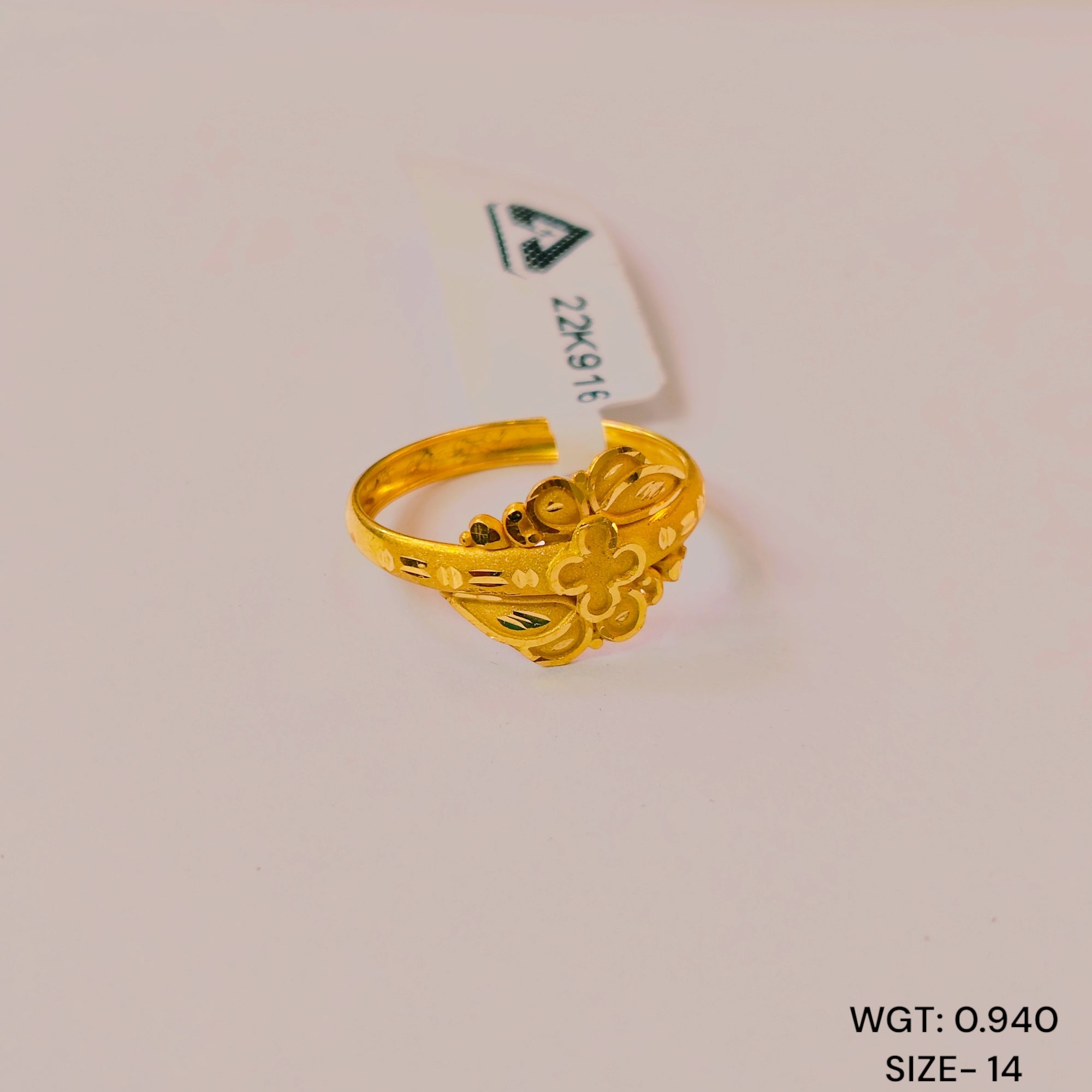 (GLFR22) TRJ (SIZE: 14) WGT: 0.940 GM APPROX 22KT HUID HALLMARK GOLD RING FOR WOMEN 1 PIECE.