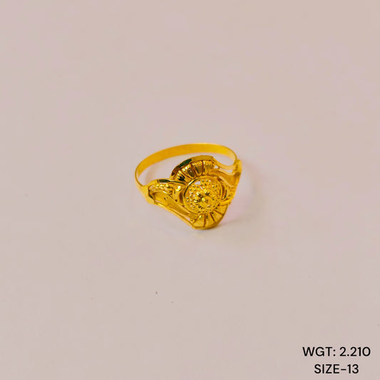 TRJ (SIZE: 13) WGT: 2.210 GM APPROX 22KT HUID HALLMARK GOLD RING FOR WOMEN 1 PIECE.