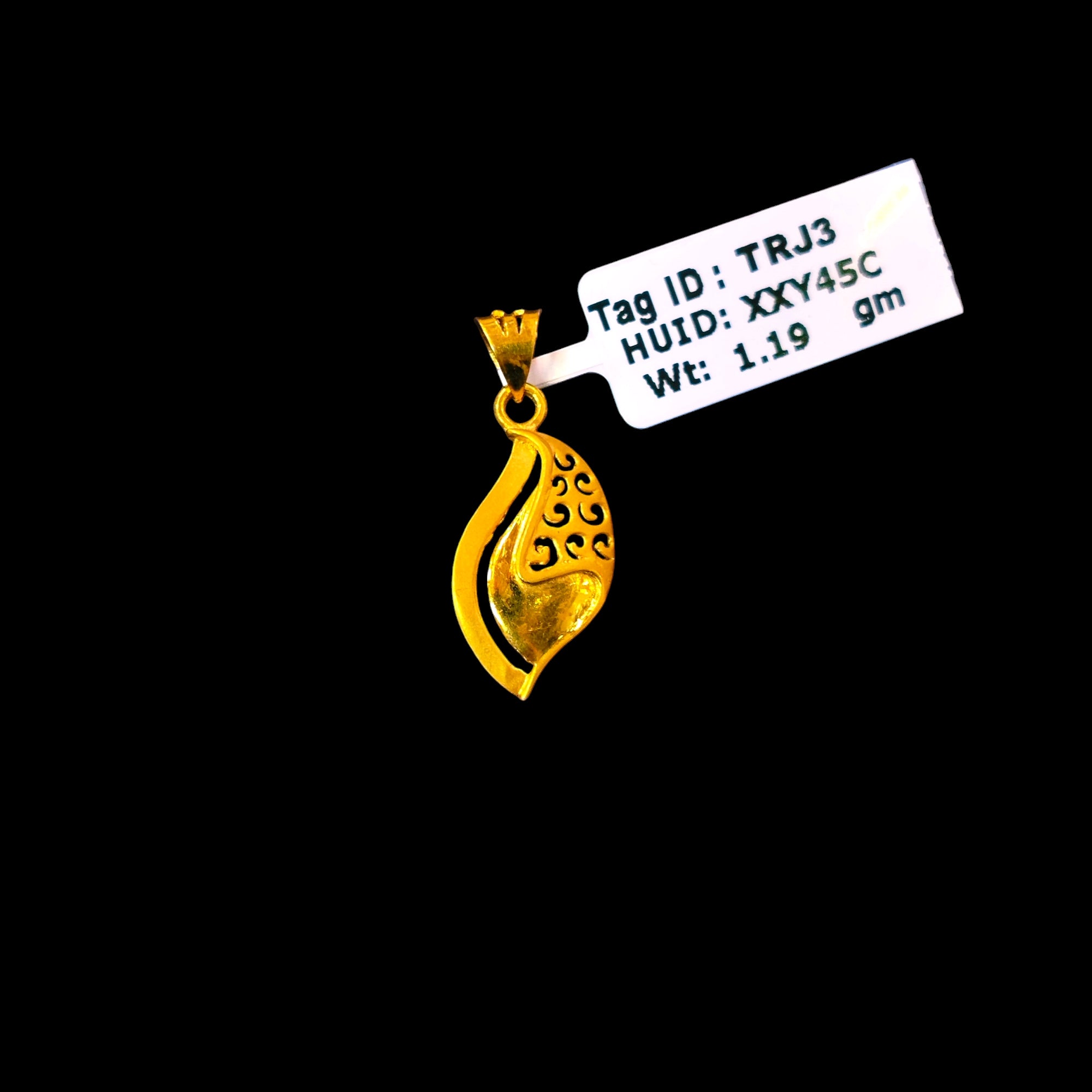 (GLC14) TRJ WGT: 1.190 GM APPROX 14KT HUID HALLMARK GOLD LOCKET 1 PIECE WITH ADJUSTABLE TASSEL.