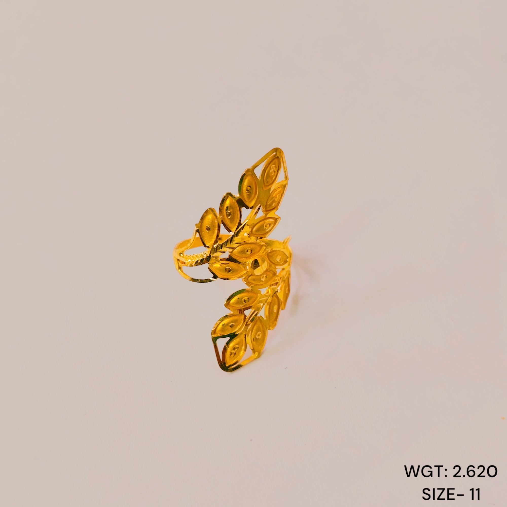 TRJ (SIZE: 11) WGT: 2.620 GM APPROX 22KT HUID HALLMARK GOLD RING FOR WOMEN 1 PIECE.