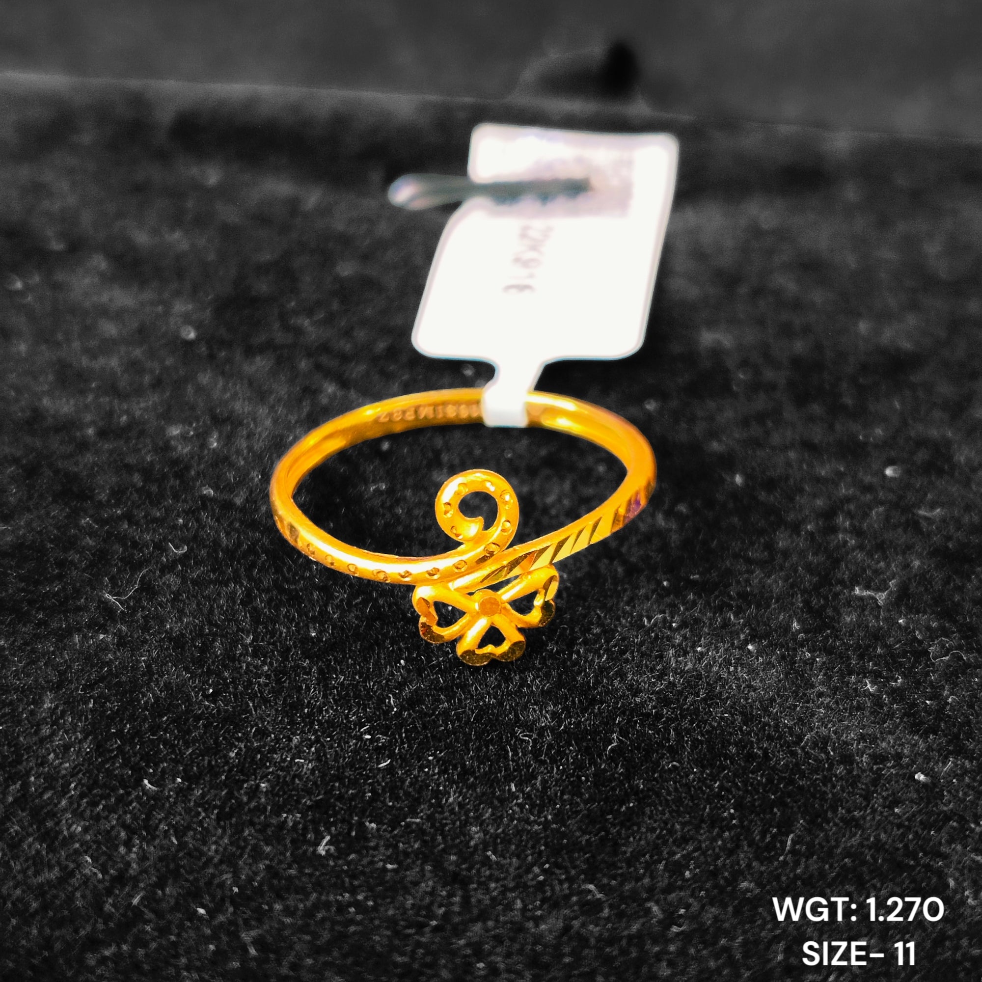 (GLFR22) TRJ (SIZE: 11) WGT: 1.290 GM APPROX 22KT HUID HALLMARK GOLD RING FOR WOMEN 1 PIECE.