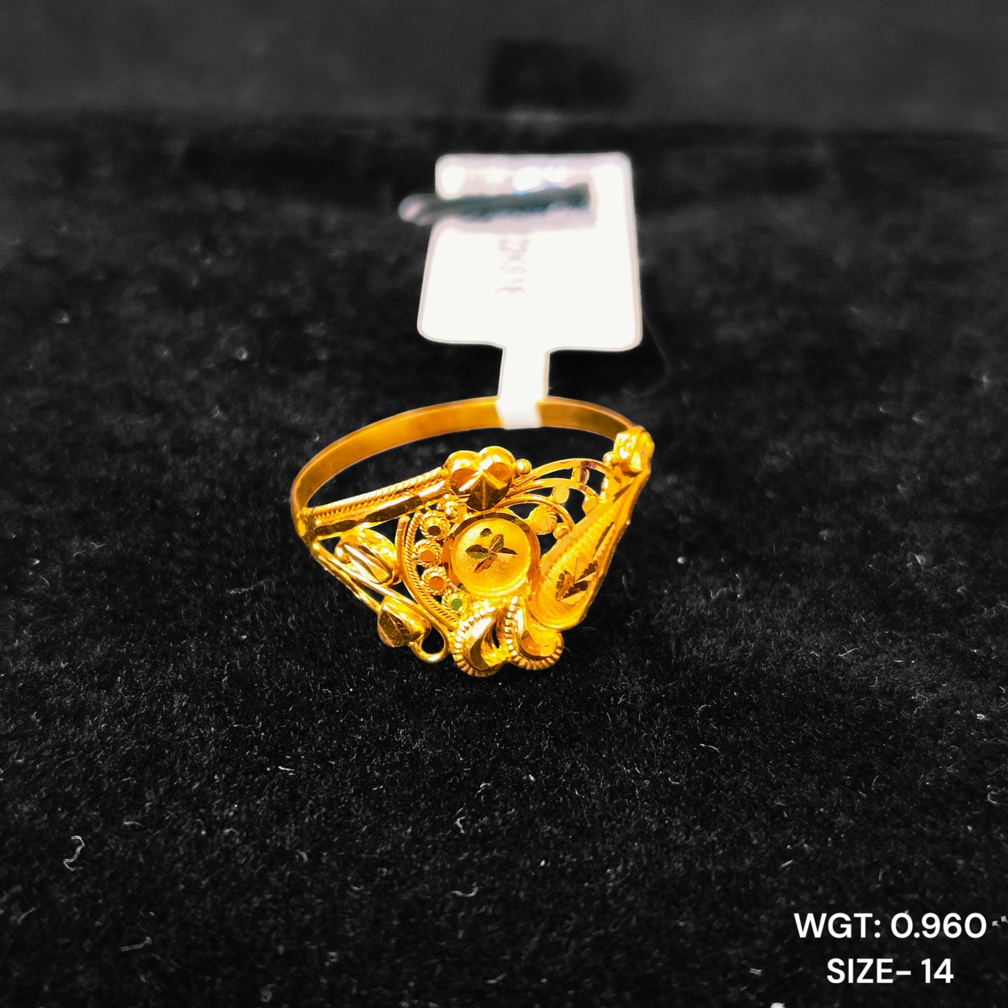 (GLFR22) TRJ (SIZE: 14) WGT: 0.960 GM APPROX 22KT HUID HALLMARK GOLD RING FOR WOMEN 1 PIECE.