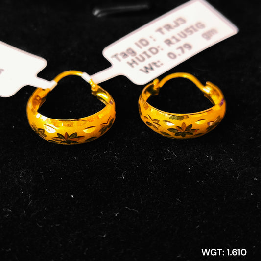 TRJ WGT: 1.610 GM APPROX 22KT HUID HALLMARK GOLD EAR BALI 1 PAIR.