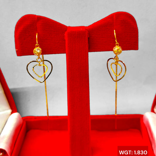 (GSD) TRJ WGT: 1.830 GM APPROX 18KT HALLMARK GOLD SUI DHAGA EARRINGS 1 PAIR FOR DAILY WEAR.