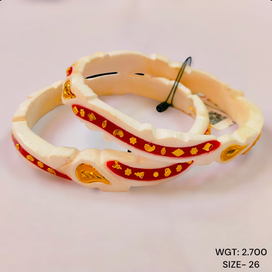 (GSP) TRJ (SIZE: 24) WGT: 2.700 GM APPROX HUID HALLMARK 22KT GOLD SAKHA BANGLES 1 PAIR DESIGN FOR REGULAR USE.