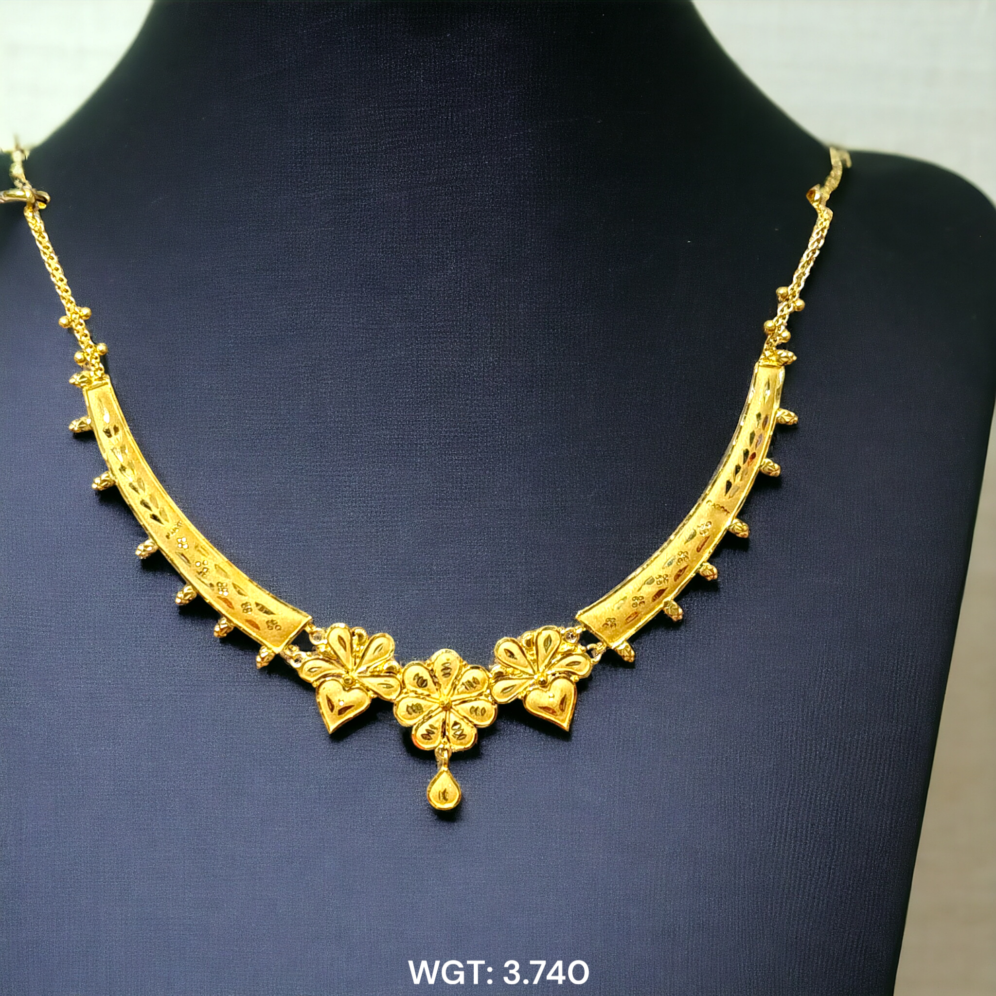 (GCN22) RAJLAXMI WGT: 3.740 GM APPROX HUID HALLMARK 22KT GOLD NECKLACE 1 PIECE WITH ADJUSTABLE TASSEL.
