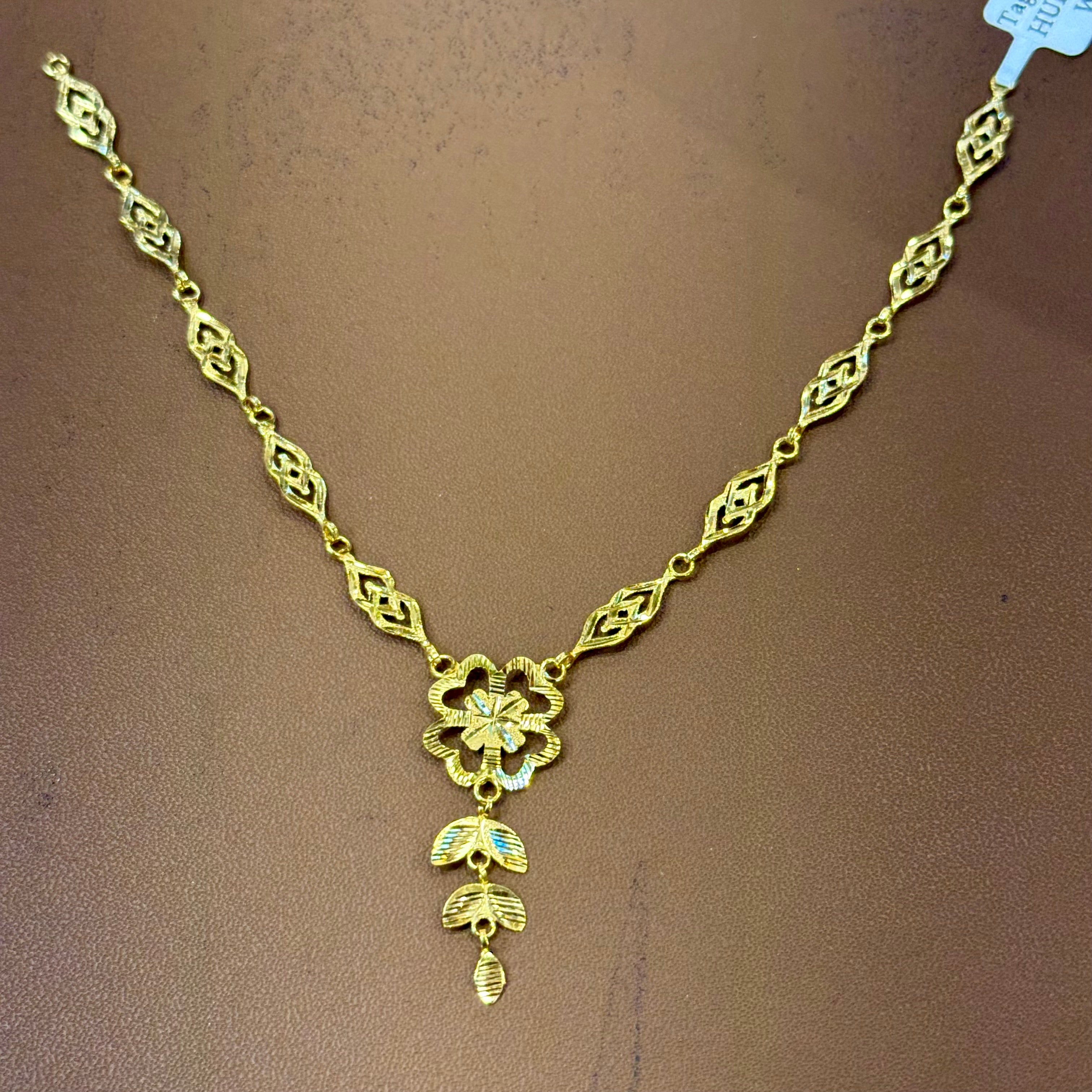 GCN -(WGT: 2.070 GM APPROX) BIS CERTIFIED HUID HALLMARK 375 9KT GOLD NECKLACE 1 PIECE FOR WOMEN.