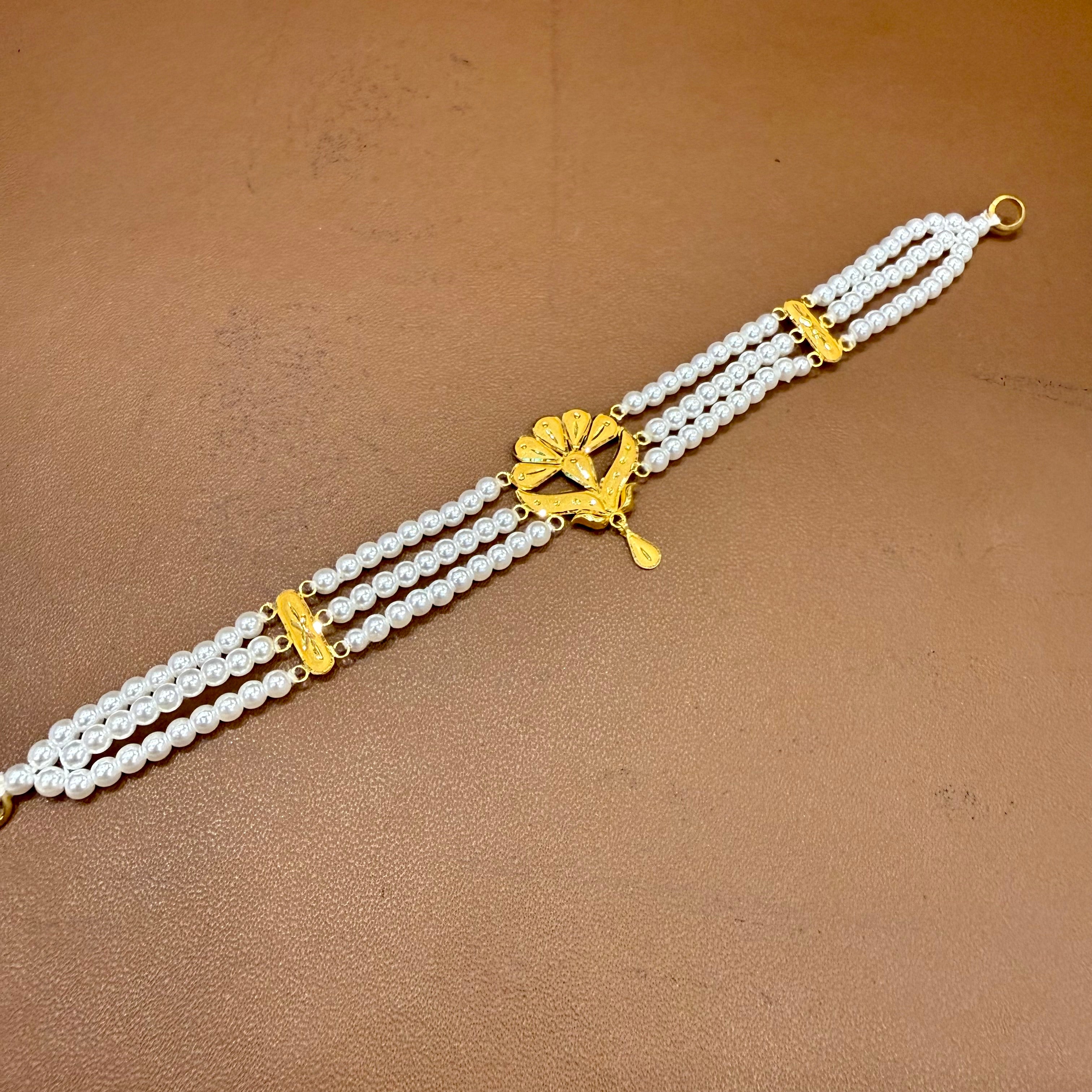 (GMJ)- WGT: 1.240 GM APPROX BIS CERTIFIED HUID HALLMARK 916 22KT GOLD MOTI CHOKER 1 PIECE WITH ADJUSTABLE TASSEL.