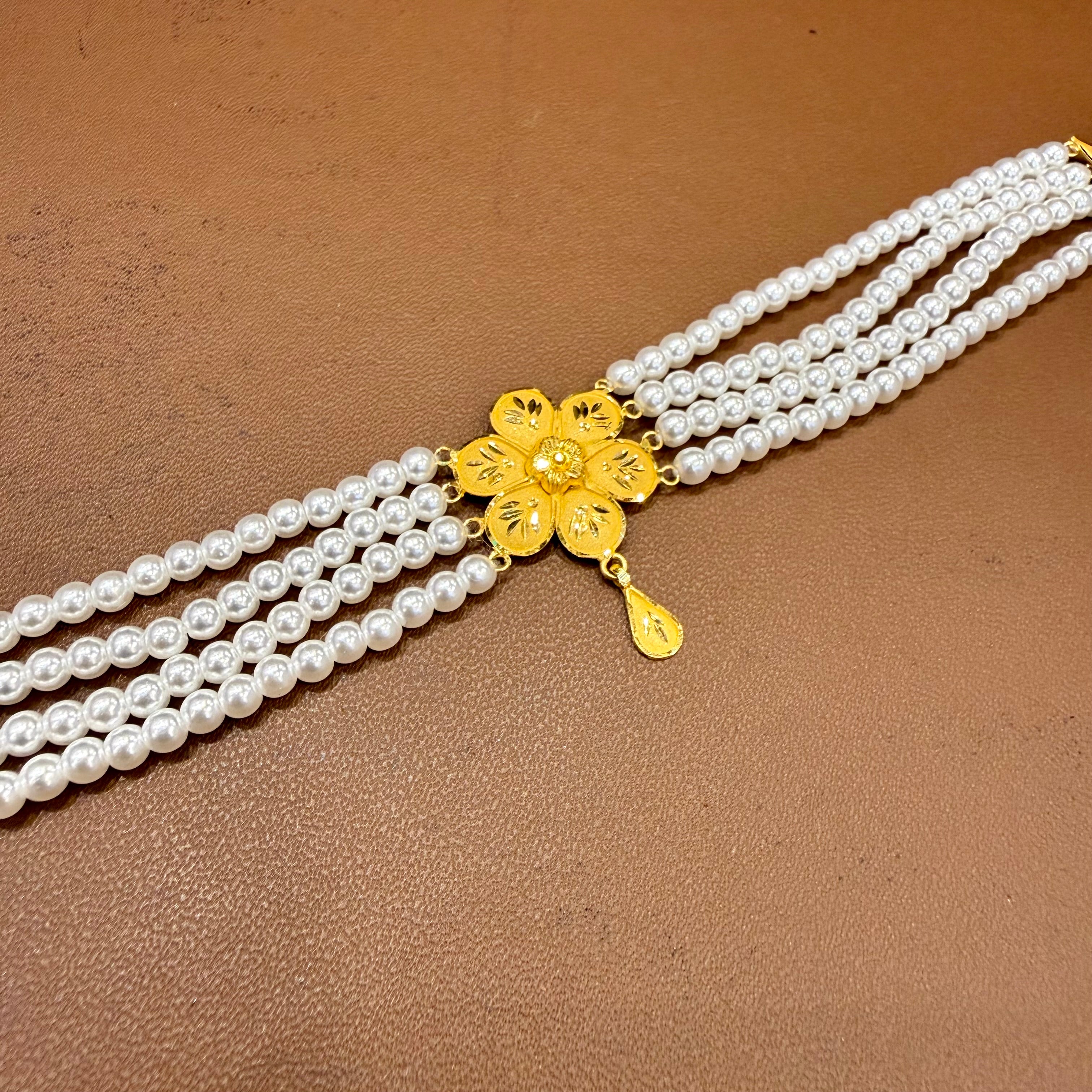 (GMJ)- WGT: 1.510 GM APPROX BIS CERTIFIED HUID HALLMARK 916 22KT GOLD MOTI CHOKER 1 PIECE WITH ADJUSTABLE TASSEL.