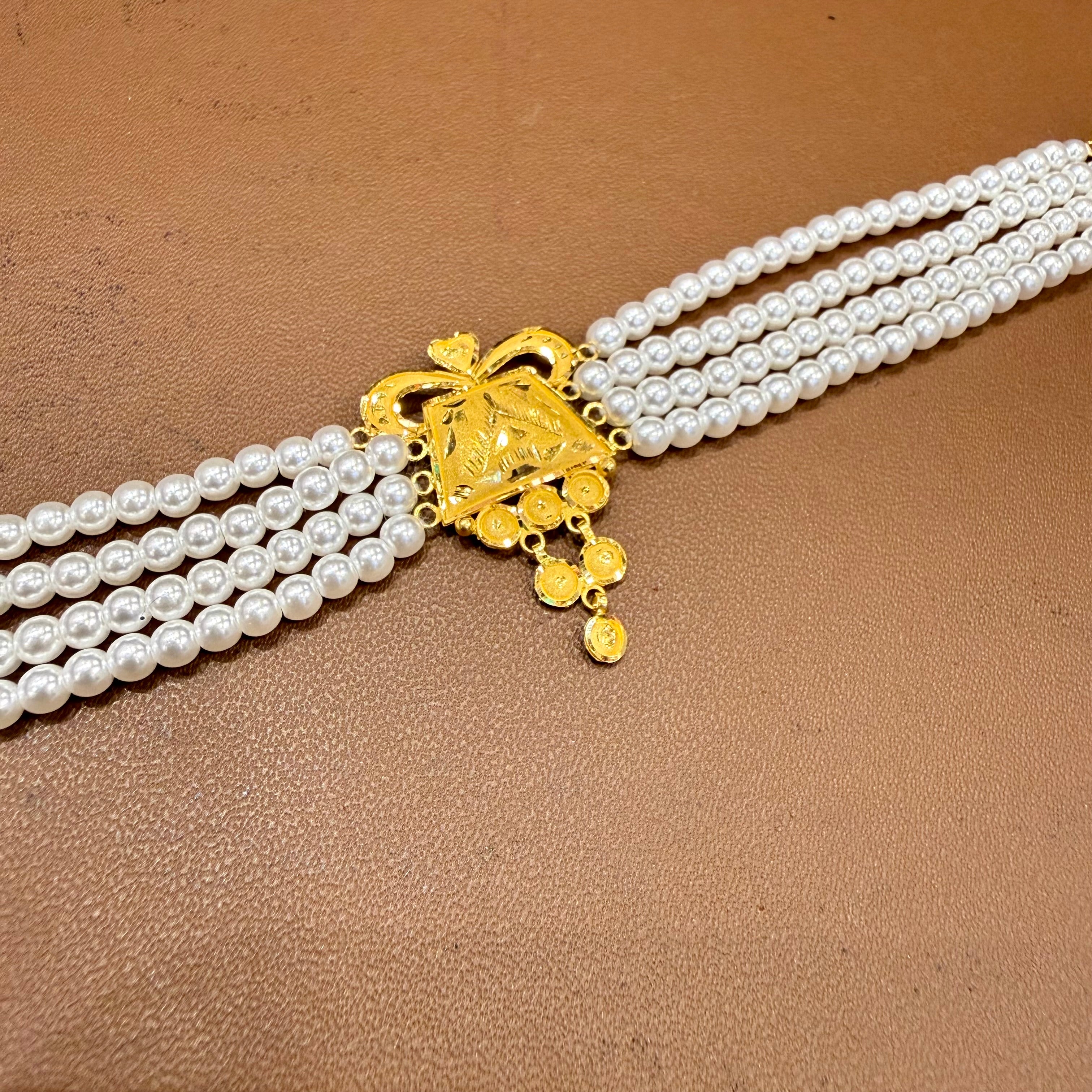 (GMJ)- WGT: 1.460 GM APPROX BIS CERTIFIED HUID HALLMARK 916 22KT GOLD MOTI CHOKER 1 PIECE WITH ADJUSTABLE TASSEL.