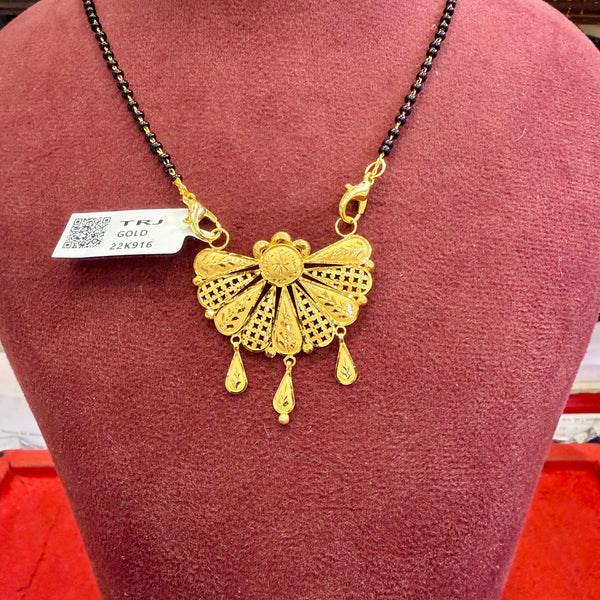 GPM22K- WGT: 1.920 GM APPROX BIS CERTIFIED HUID HALLMARK 916 22KT GOLD PENDANT MANGALSUTRA 1 PIECE WITH TASSEL FOR WOMEN.