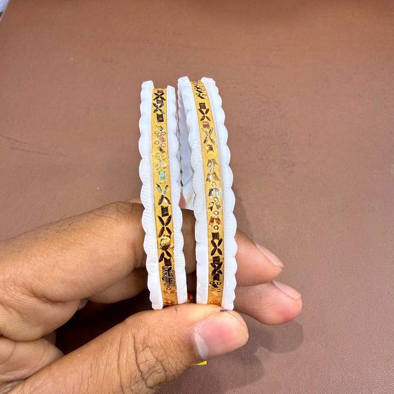 GSB22K- (SIZE:26) WGT: 1.480 GM APPROX HUID HALLMARK 22KT GOLD SAKHA BADHANO BANGLES 1 PAIR DESIGN FOR REGULAR USE.