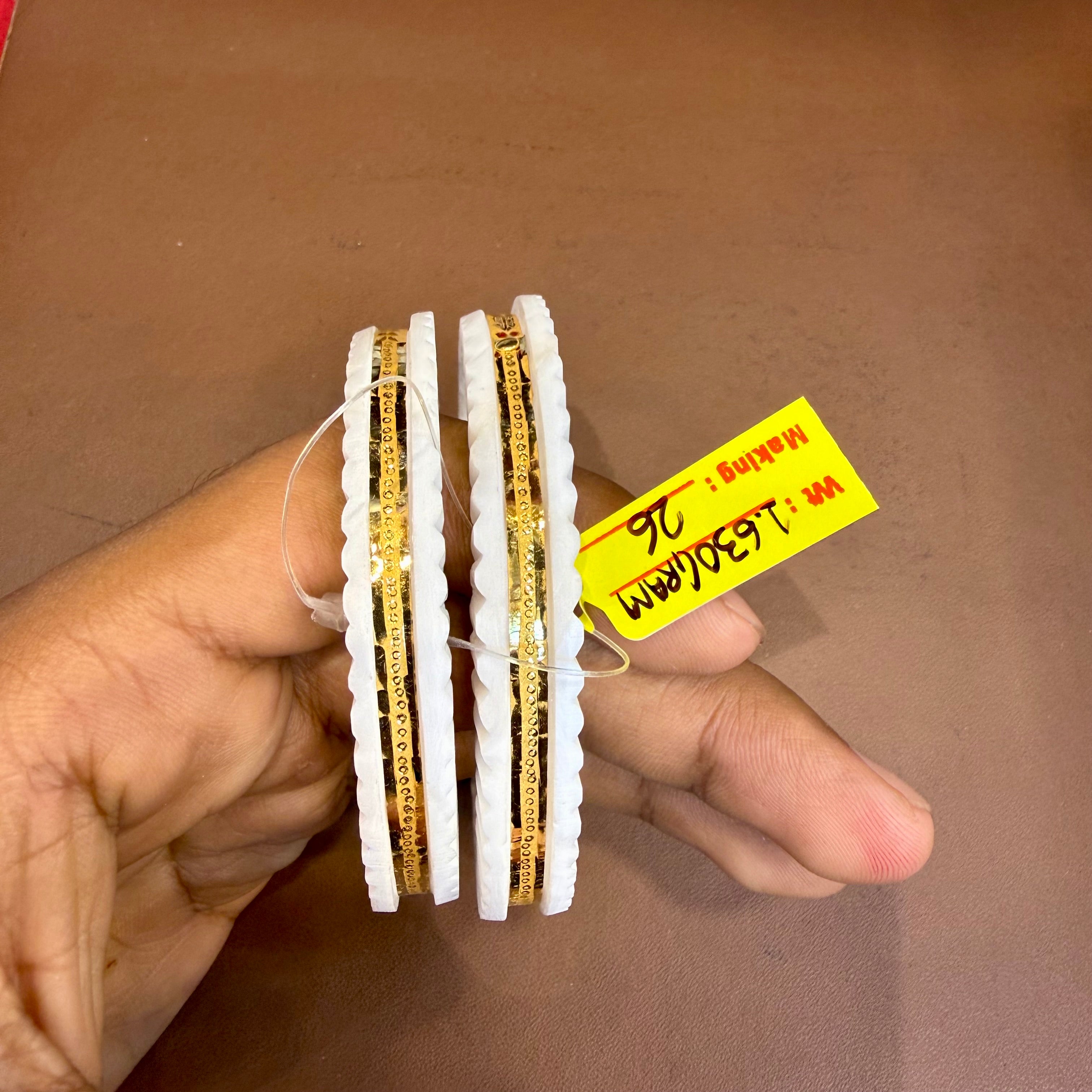 SAKHA BADHANO- (SIZE:26) WGT: 1.630 GM APPROX HUID HALLMARK 22KT GOLD SAKHA BADHANO BANGLES 1 PAIR DESIGN FOR REGULAR USE.