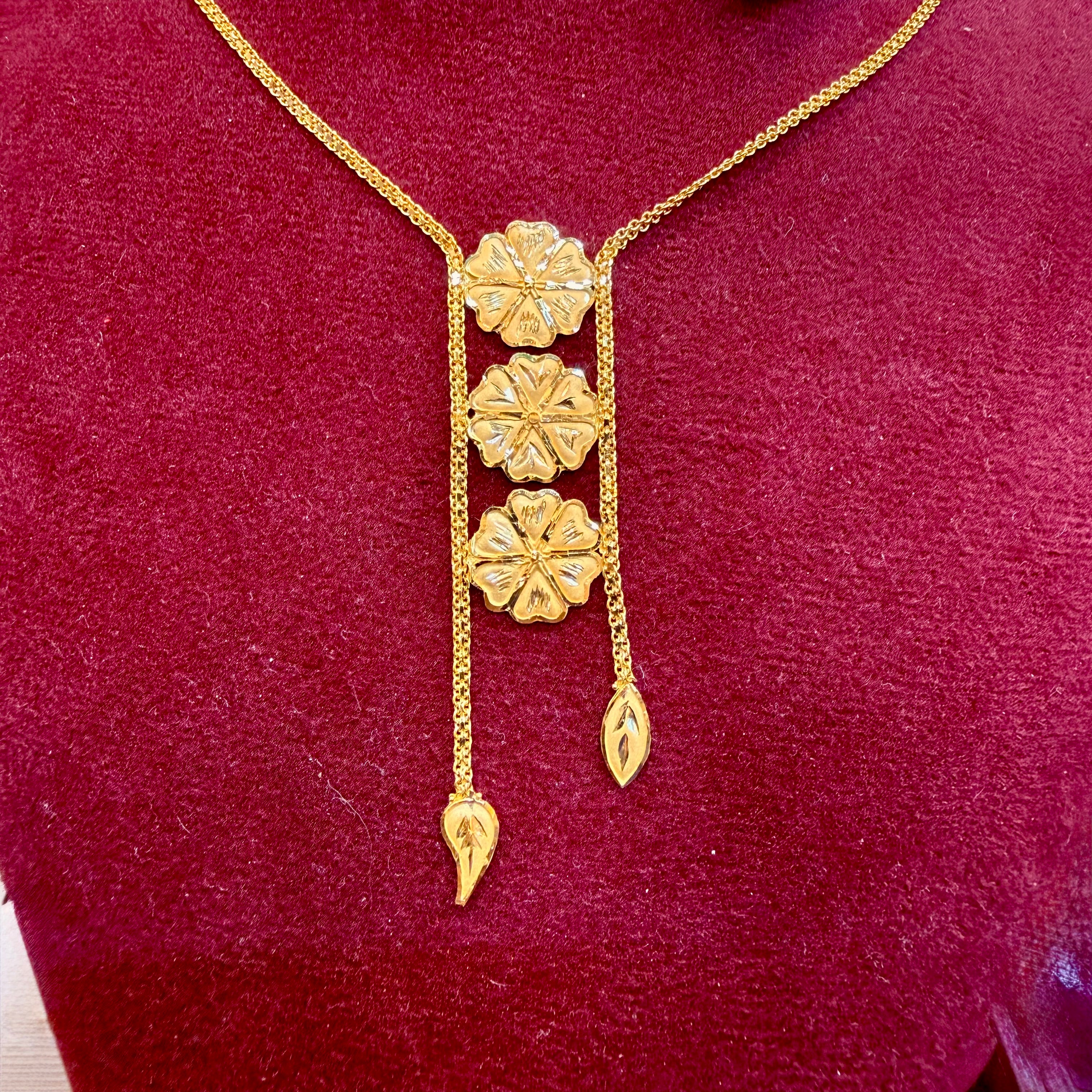 GOLD NECKLACE- WGT: 2.480 BIS CERTIFIED HUID HALLMARK 916 22KT GOLD NECKLACE 1 PIECE WITH FREE ADJUSTABLE TASSEL FOR WOMEN.