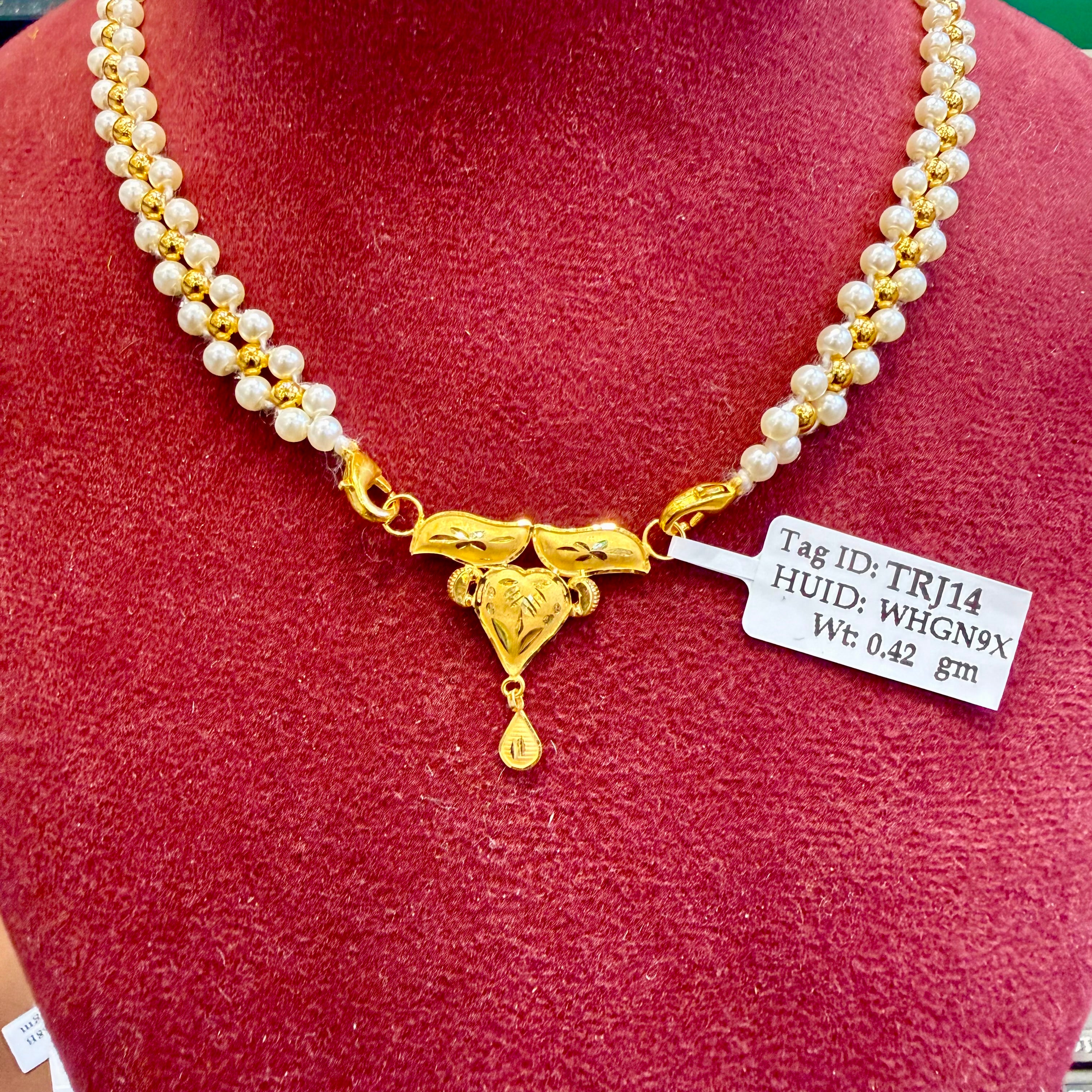 GOLD PENDANT- (WGT: 0.420 GM APPROX) BIS CERTIFIED HUID HALLMARK 375 9KT GOLD PENDANT FOR WOMEN 1 PIECE WITH FREE MANGALSUTRA & TASSEL.