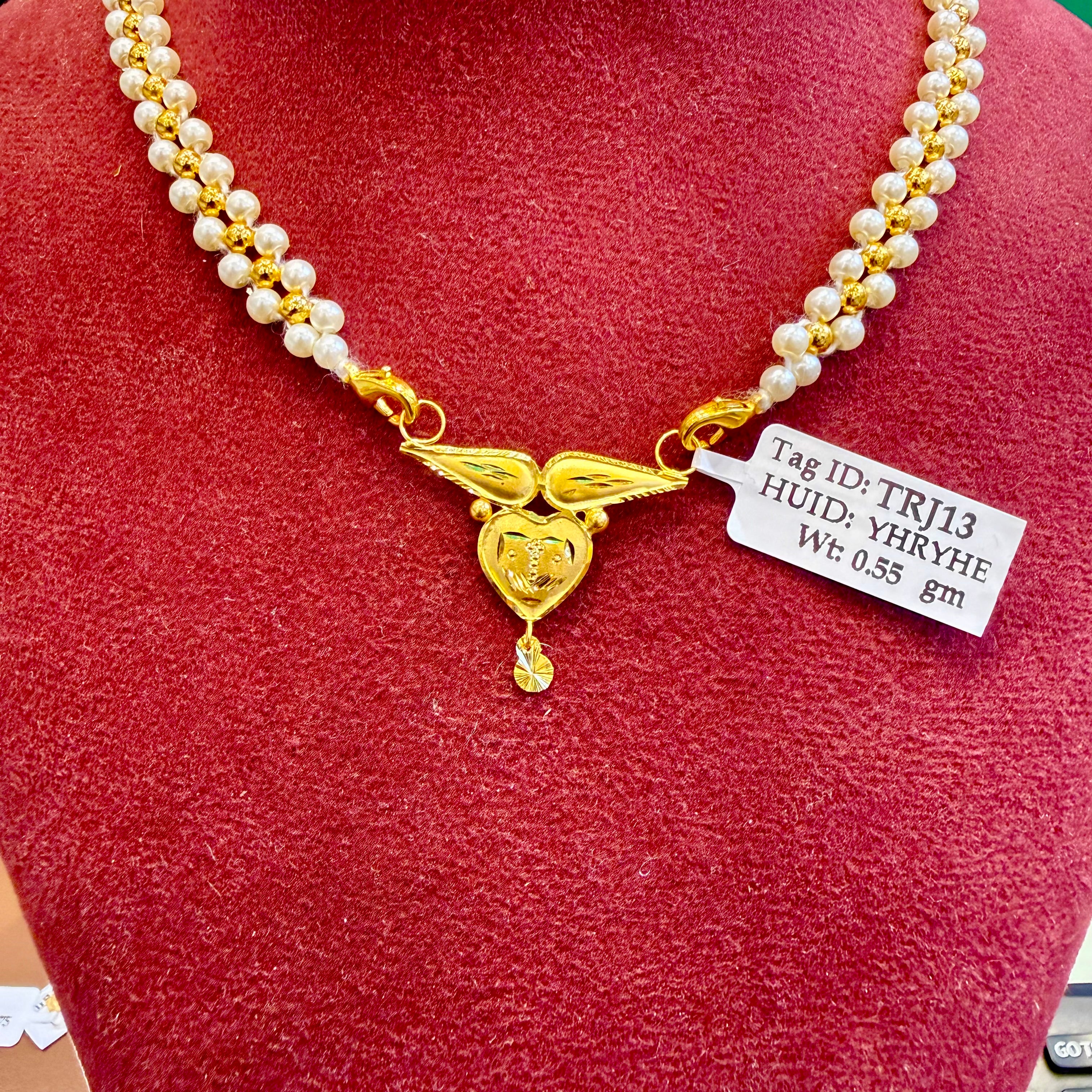 GOLD PENDANT- (WGT: 0.550 GM APPROX) BIS CERTIFIED HUID HALLMARK 375 9KT GOLD PENDANT FOR WOMEN 1 PIECE WITH FREE MANGALSUTRA & TASSEL.