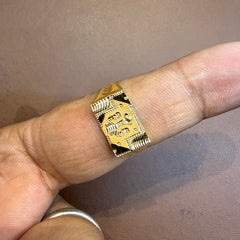 GENTS RING- SIZE:23 (WGT: 2.100 GM APPROX) BIS CERTIFIED HUID HALLMARK 916 22KT GOLD GENTS FINGER RING FOR MEN 1 PIECE.(5P33GG)
