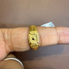 GENTS RING- SIZE:23 (WGT: 2.180 GM APPROX) BIS CERTIFIED HUID HALLMARK 916 22KT GOLD GENTS FINGER RING FOR MEN 1 PIECE.(8XS5RK)