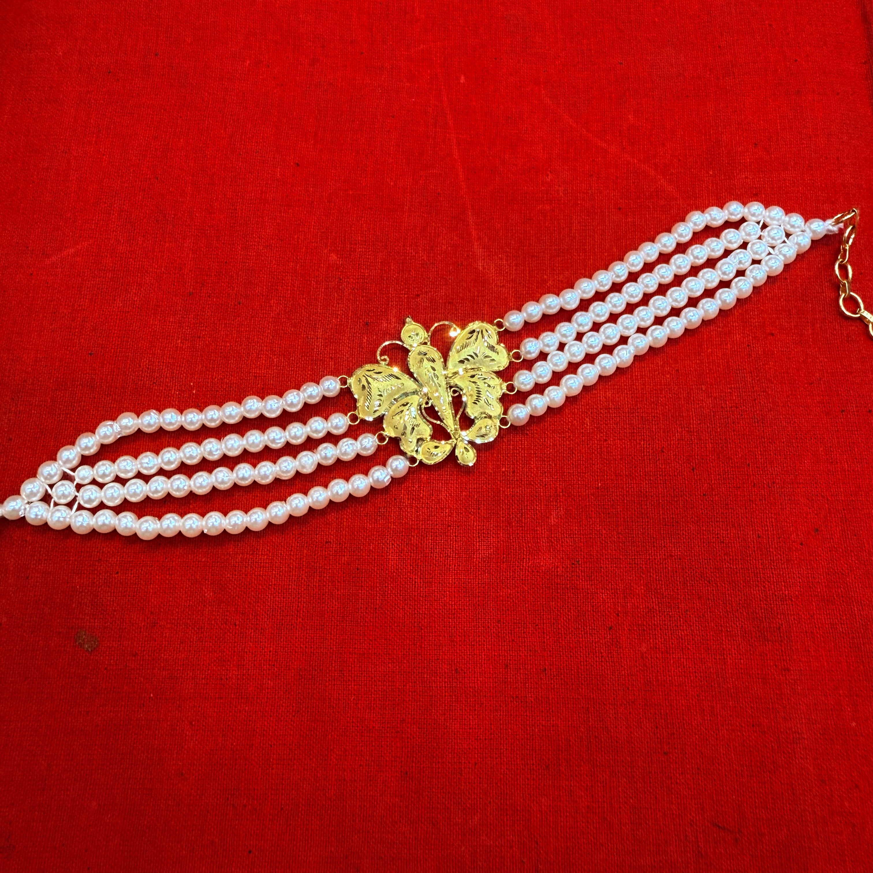 GOLD MANTASHA- (WGT: 1.090 GM APPROX) BIS CERTIFIED HUID HALLMARK 375 9KT GOLD MOTI MANTASHA WITH PEARL CHAIN FOR WOMEN.