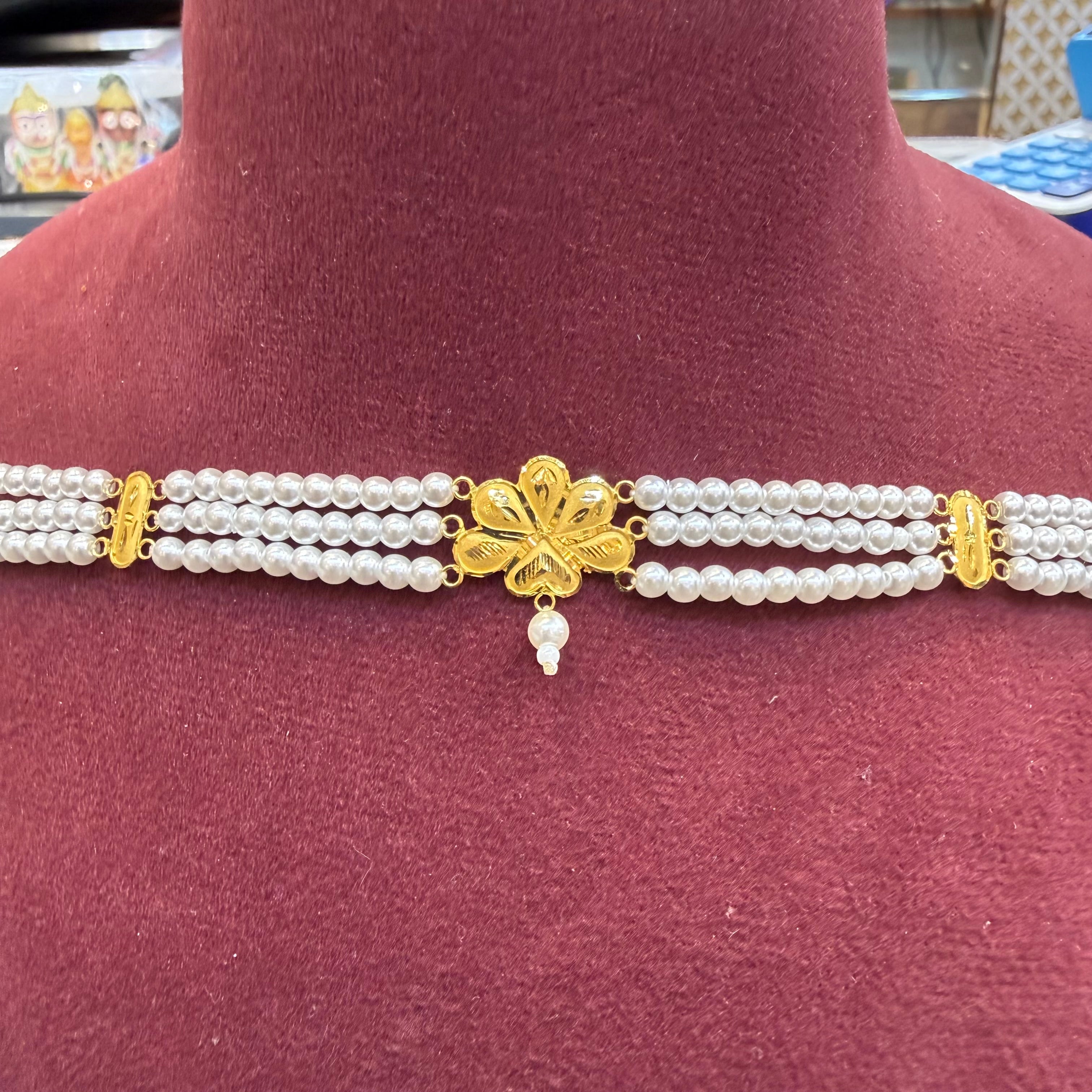 GOLD MOTI HAR- (WGT: 0.850 GM APPROX) BIS CERTIFIED HUID HALLMARK 916 22KT GOLD MOTI CHOKER 1 PIECE WITH FREE ADJUSTABLE TASSEL.