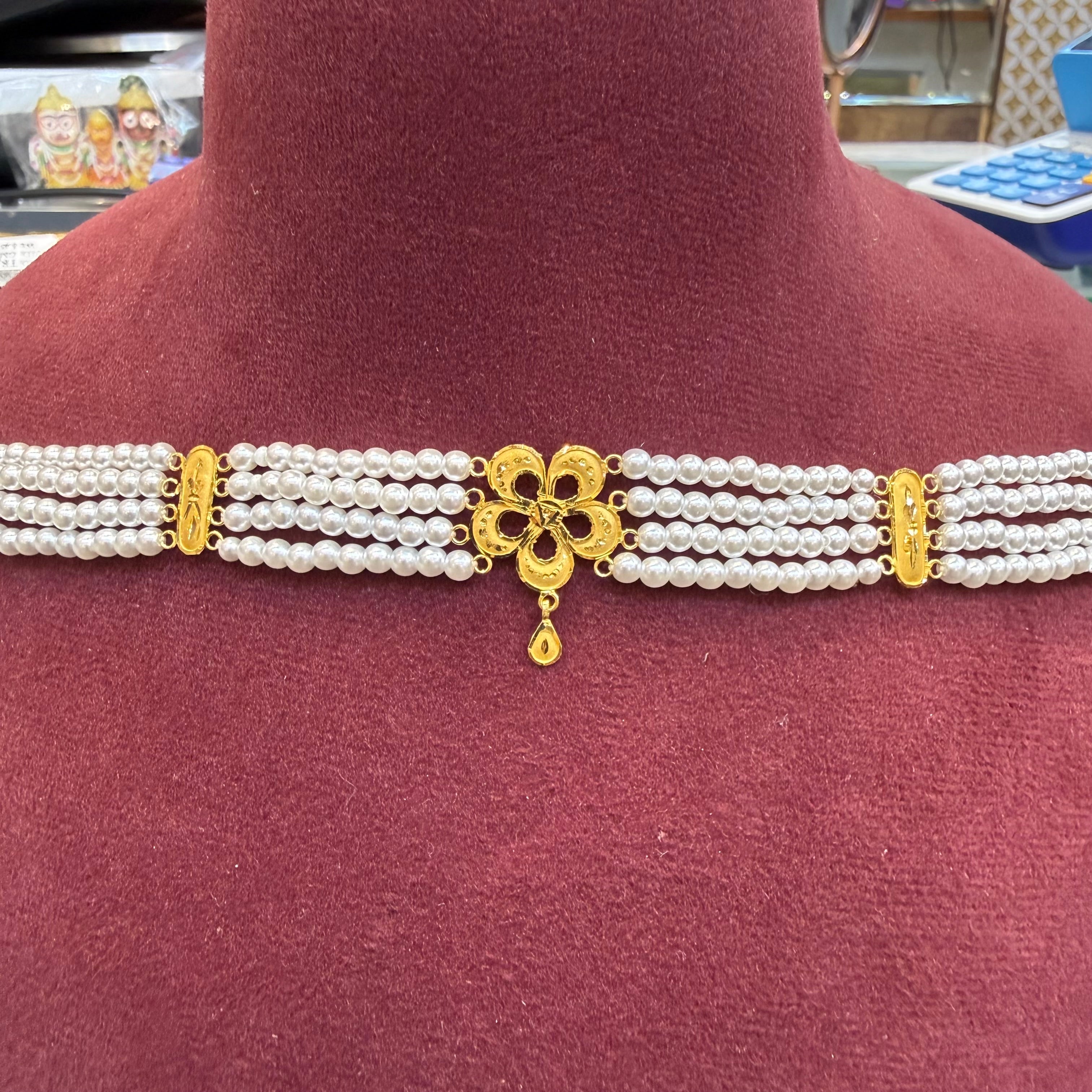 GOLD MOTI HAR- (WGT: 1.670 GM APPROX) BIS CERTIFIED HUID HALLMARK 916 22KT GOLD MOTI CHOKER 1 PIECE WITH FREE ADJUSTABLE TASSEL.