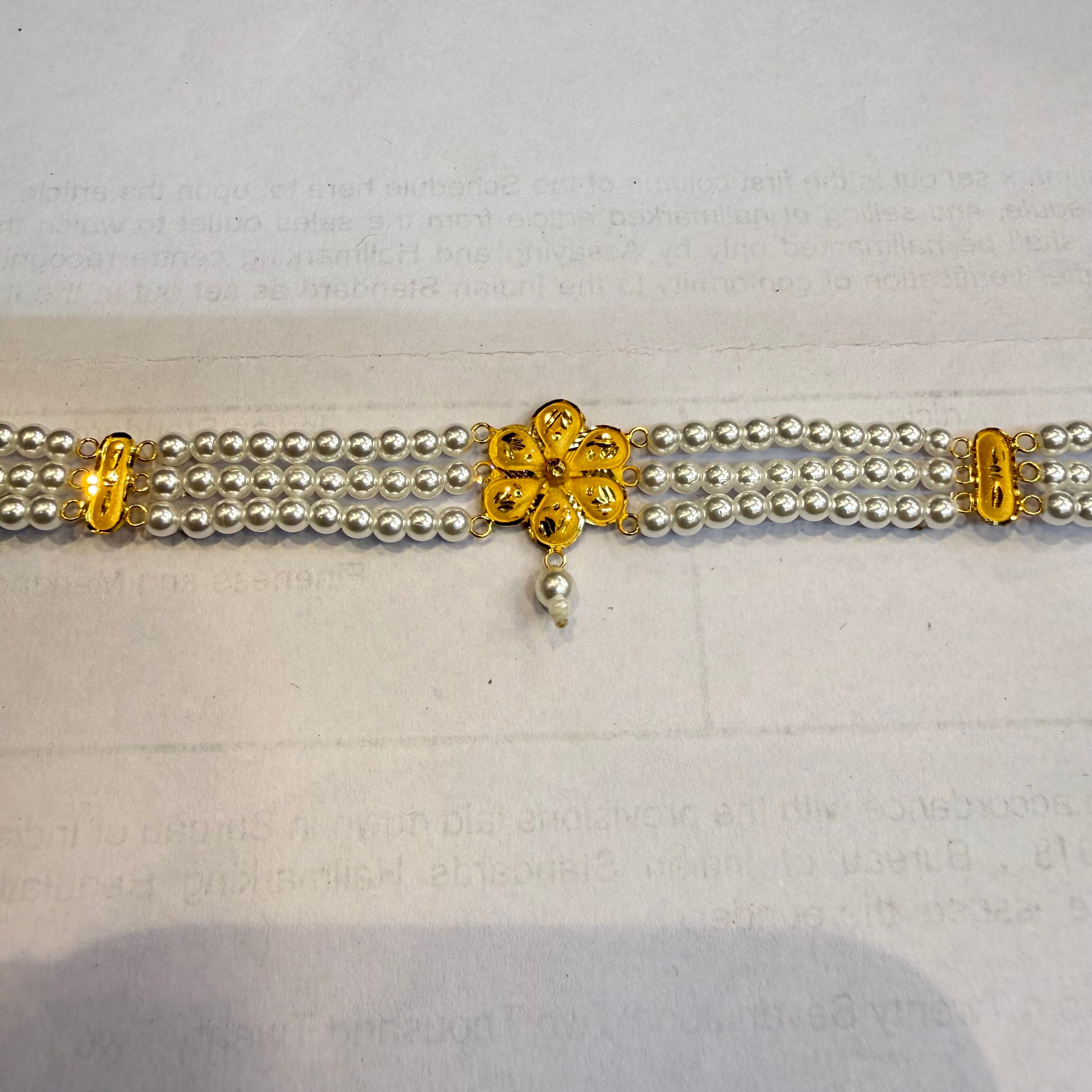 GOLD MOTI HAR- (WGT: 0.870 GM APPROX) BIS CERTIFIED HUID HALLMARK 916 22KT GOLD MOTI CHOKER 1 PIECE WITH FREE ADJUSTABLE TASSEL.