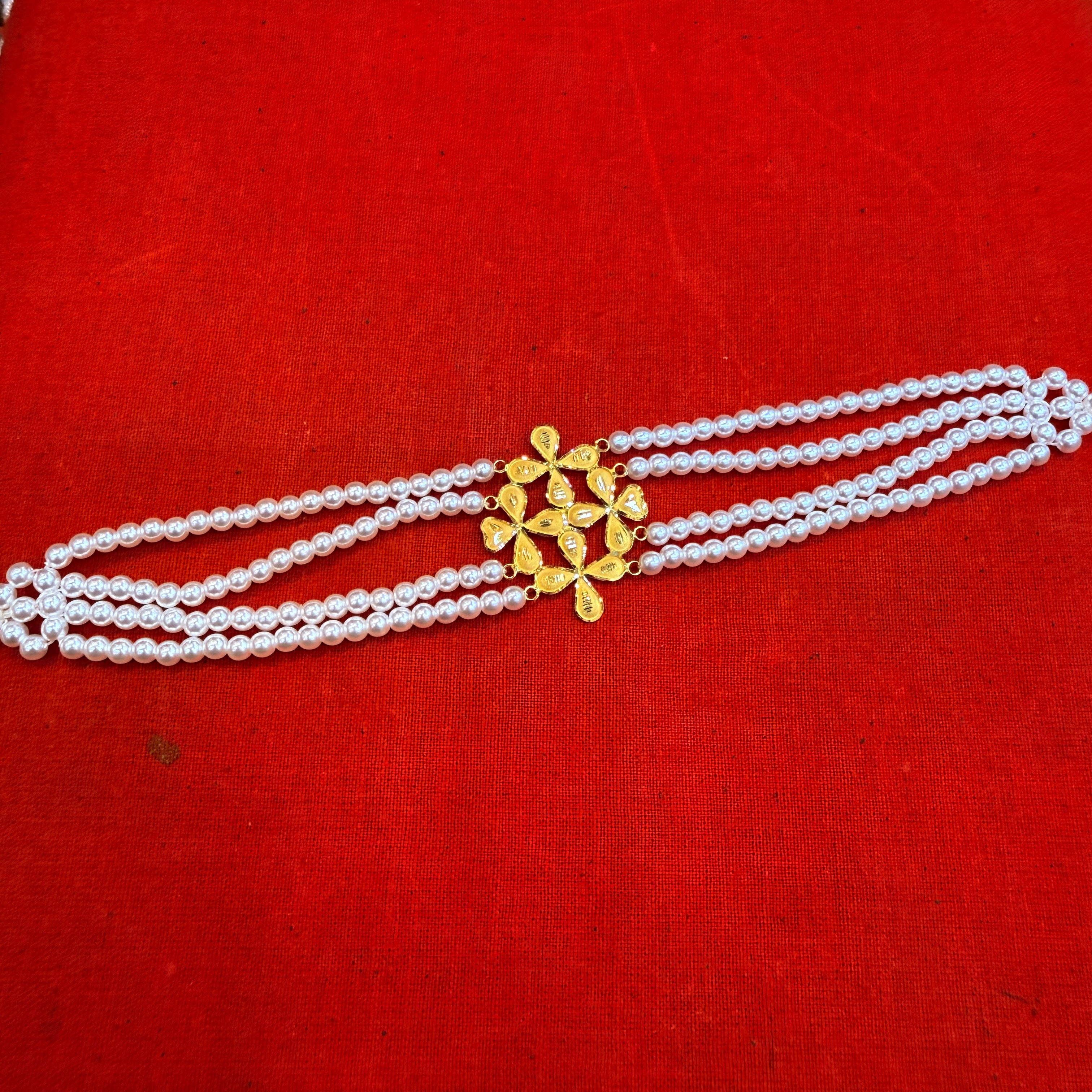 GOLD MANTASHA- (WGT: 0.930 GM APPROX) BIS CERTIFIED HUID HALLMARK 916 22KT GOLD MOTI MANTASHA WITH PEARL CHAIN FOR WOMEN.
