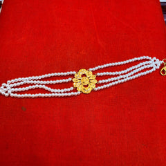 GOLD MANTASHA- RAJLAXMI WGT: 1.060 GM APPROX HUID HALLMARK 916 22KT GOLD MOTI MANTASHA WITH PEARL CHAIN FOR WOMEN. (AJN229)