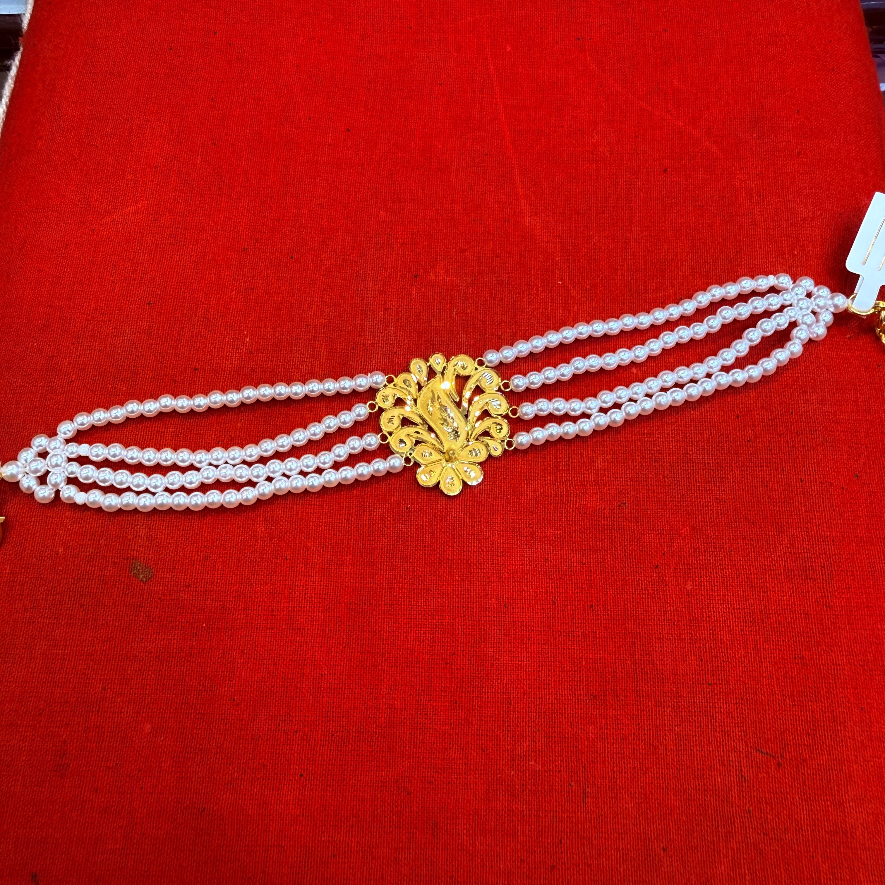 GOLD MANTASHA- RAJLAXMI WGT: 1.520 GM APPROX HUID HALLMARK 916 22KT GOLD MOTI MANTASHA WITH PEARL CHAIN FOR WOMEN.