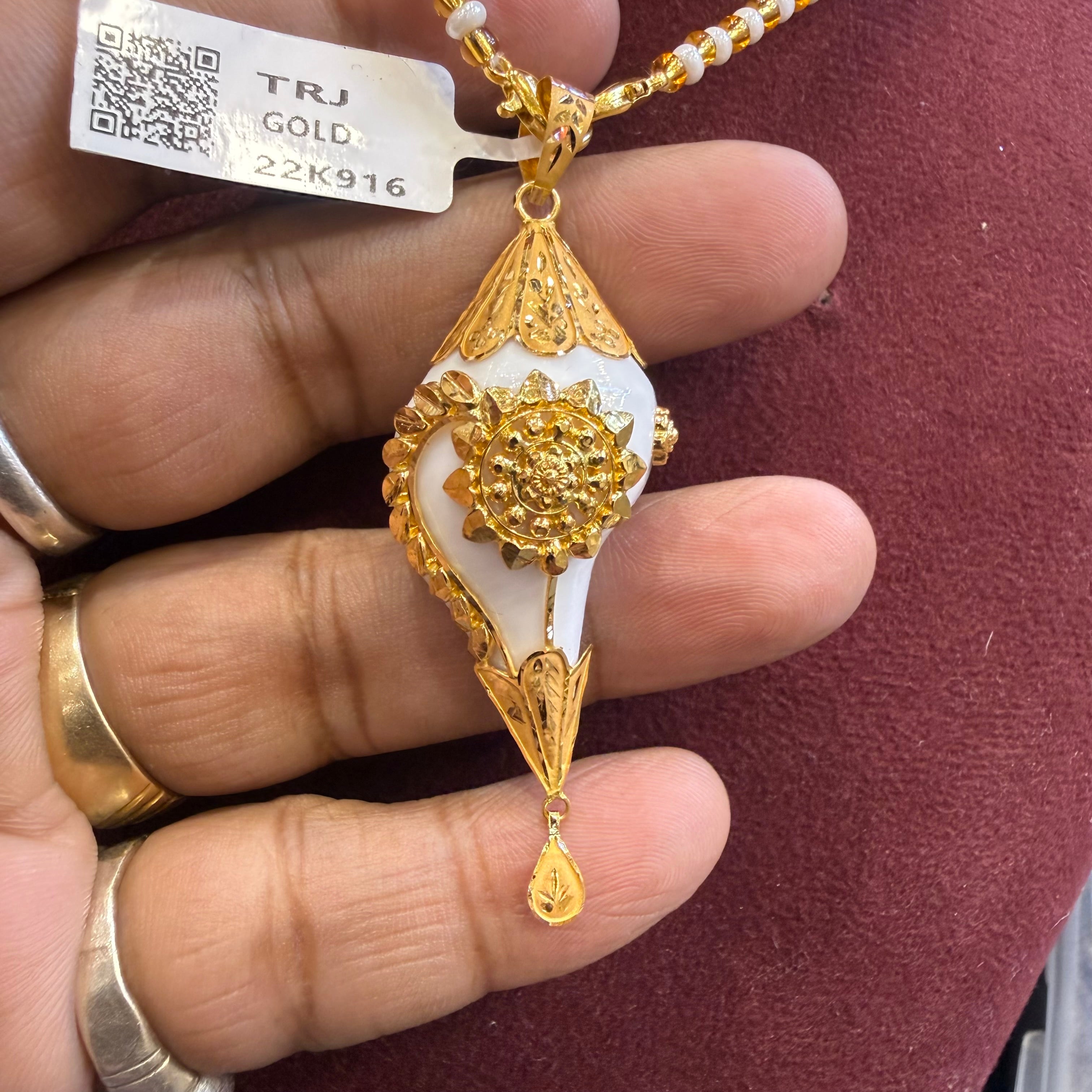 GOLD PENDANT- WGT: 1.890 GM APPROX BIS CERTIFIED HUID HALLMARK 916 22KT GOLD SANKHA PENDANT 1 PIECE WITH TASSEL FOR WOMEN.