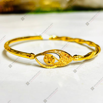 TRJ (MTO) DUPLEX CI DESIGN HALLMARK 22KT GOLD COVER BRACELET 1 PIECE APPROX WGT: 3.00 GM FOR WOMEN - (BILL MANDATORY -EXCHANGE FOR LIFETIME IN STORE ONLY) BY RAJLAXMI.