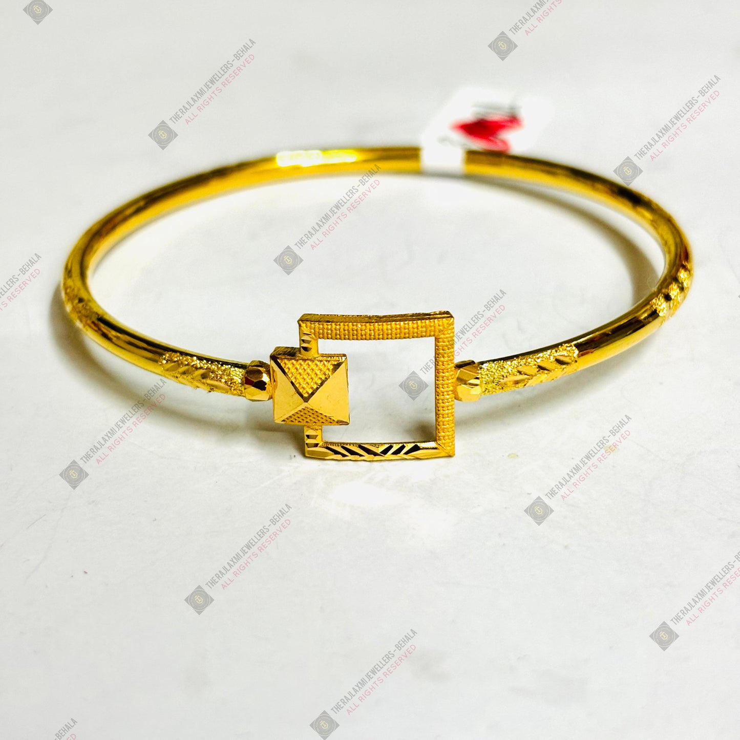 TRJ (MTO) DUPLEX PIRAMID DESIGN HALLMARK 22KT GOLD COVER BRACELET 1 PIECE APPROX WGT: 3.100 GM FOR WOMEN - (BILL MANDATORY -EXCHANGE FOR LIFETIME IN STORE ONLY) BY RAJLAXMI.