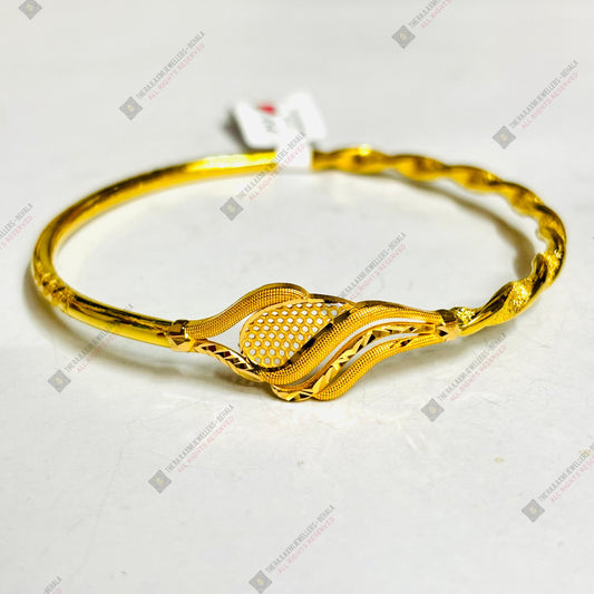 TRJ (MTO) DUPLEX CURVE DESIGN HALLMARK 22KT GOLD COVER BRACELET 1 PIECE APPROX WGT: 3.500 GM FOR WOMEN - (BILL MANDATORY -EXCHANGE FOR LIFETIME IN STORE ONLY) BY RAJLAXMI.