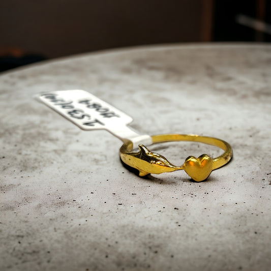 TRJ (SIZE: 14) WGT: 1.530 GM APPROX 14KT HALLMARK GOLD RING FOR WOMEN 1 PIECE.