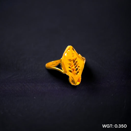 (GBJ) TRJ WGT: 0.350 GM APPROX 22KT HUID HALLMARK GOLD BABY FINGER RING 1 PIECE FOR RICE CEREMONY & BIRTHDAY.