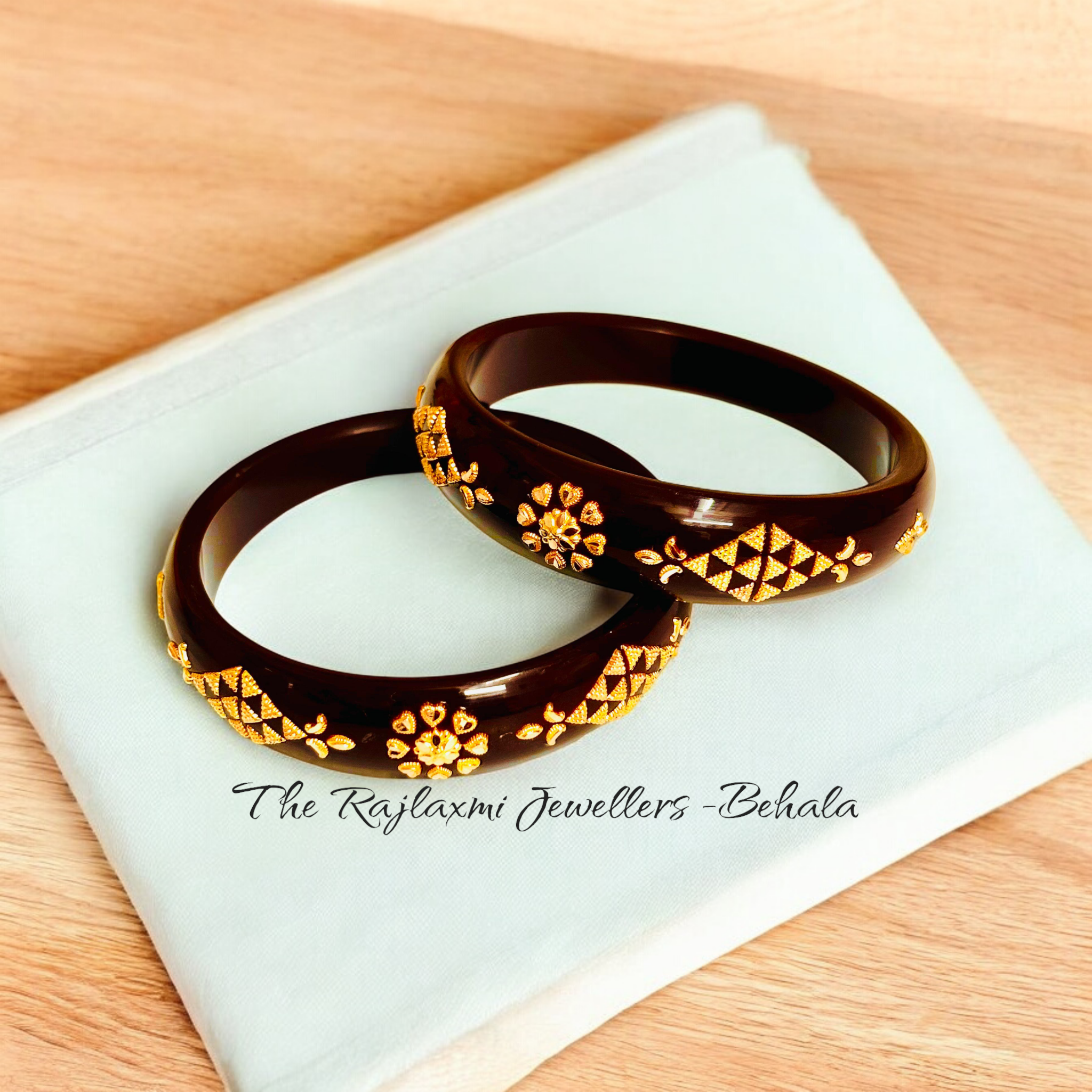 (GBP50) TRJ (MTO) LASER PASTING DESIGN DEEP MAROON COLOUR (50 TONCH) KDM GOLD BRACELET POLA 2 PIECE FOR WOMEN (REGULAR USE) APPROX WGT: 0.800 GM SOLD ON MRP BY RAJLAXMI.