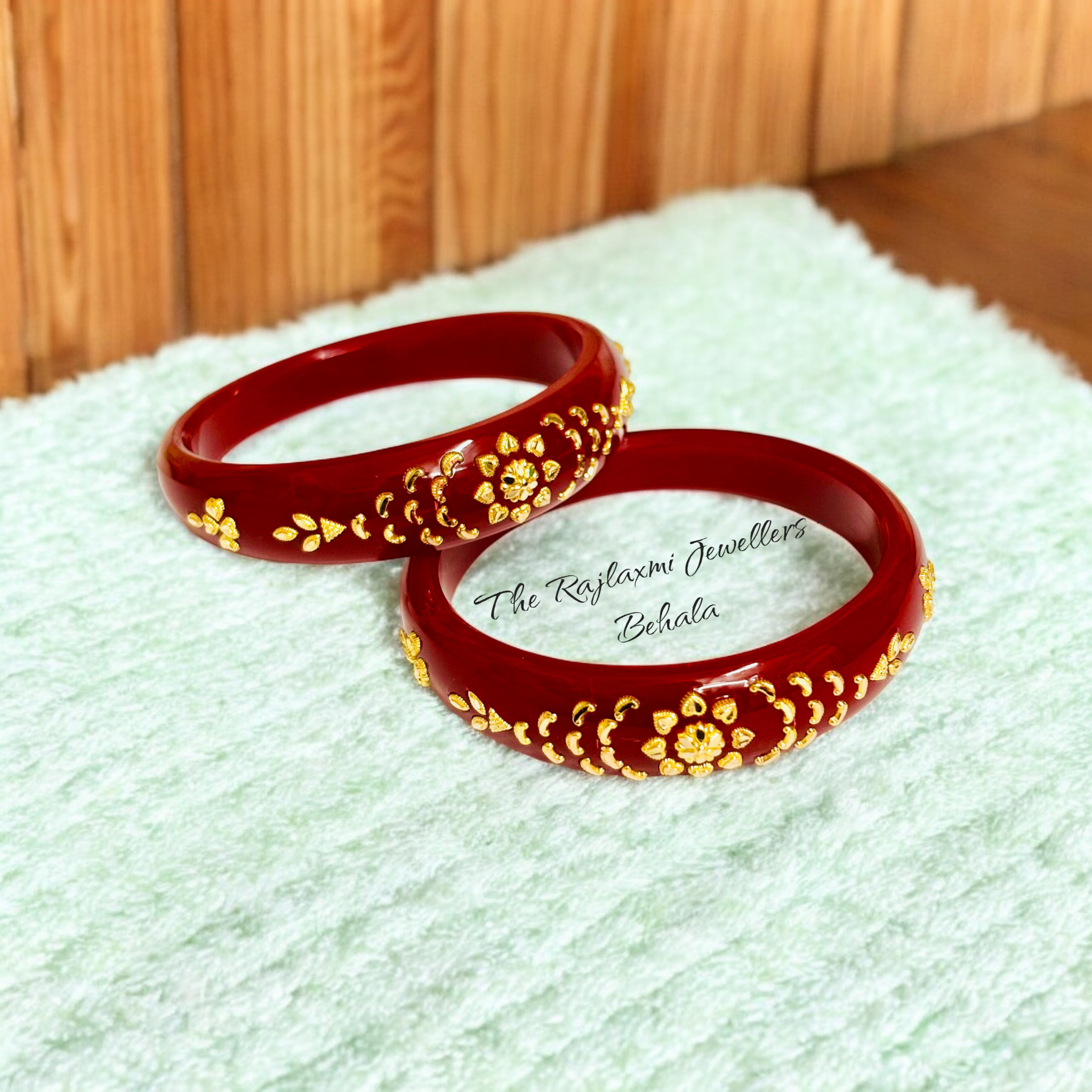 (GBP50) TRJ (MTO) LASER PASTING DESIGN MAGNETIC RED COLOUR (50 TONCH) KDM GOLD BRACELET POLA 2 PIECE FOR WOMEN (REGULAR USE) APPROX WGT: 0.800 GM SOLD ON MRP BY RAJLAXMI.