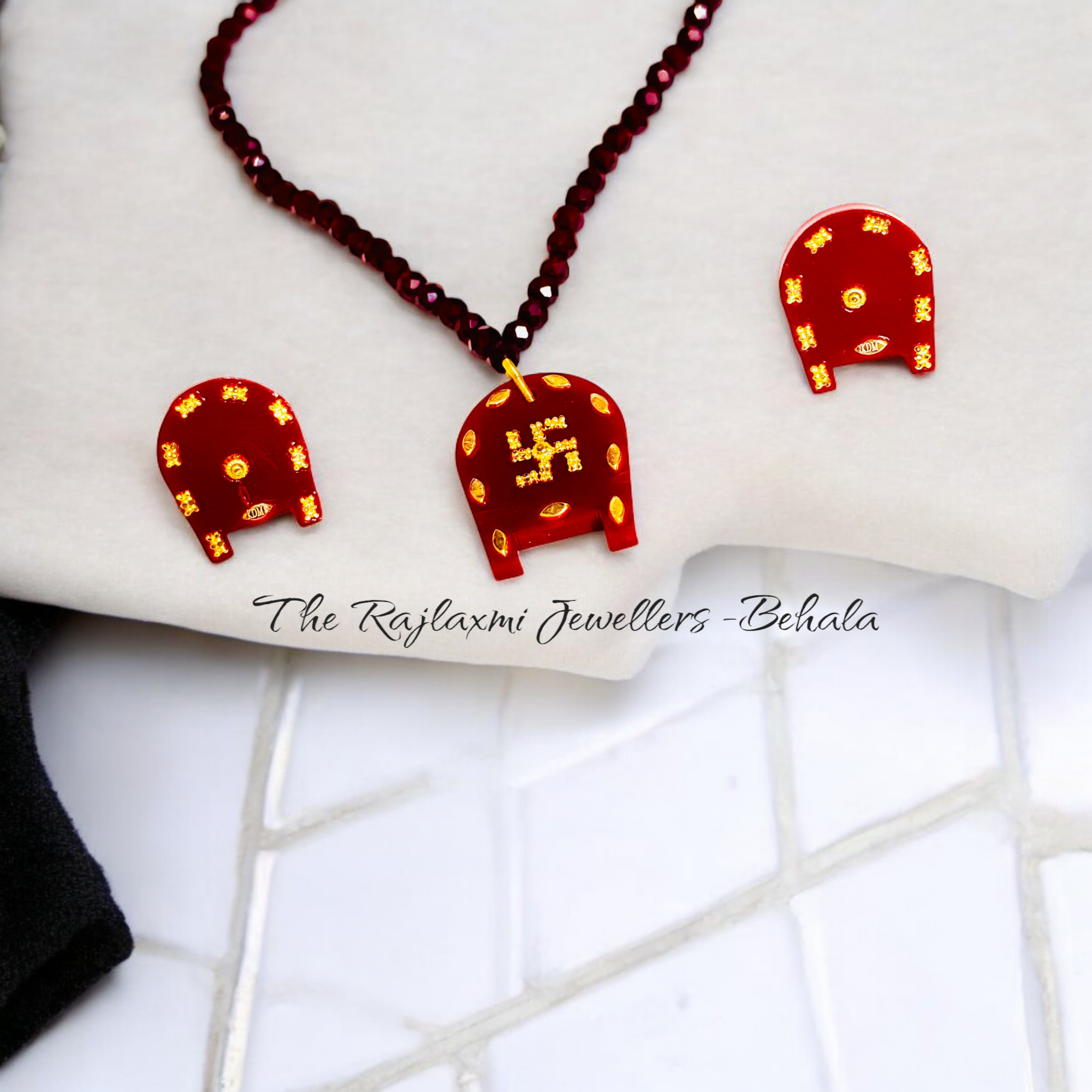 TRJ (GPL) LASER PASTING KULO DESIGN KDM GOLD POLA PENDANT SET FOR WOMEN (50 TONCH) BEST FOR GIFT APPROX WGT: 0.400 GM SOLD ON MRP BY RAJLAXMI.
