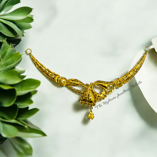 TRJ WGT: 2.630 GM (RP) HUID HALLMARK 22KT GOLD MINI NECKLACE (CHOKER) 1 PIECE WITH TASSEL BY RAJLAXMI.