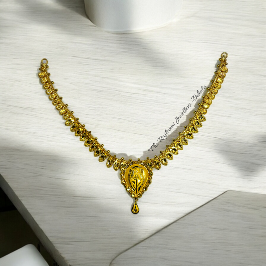 TRJ WGT: 4.680 GM (RP) HUID HALLMARK 22KT GOLD MINI NECKLACE (CHOKER) 1 PIECE WITH TASSEL BY RAJLAXMI.